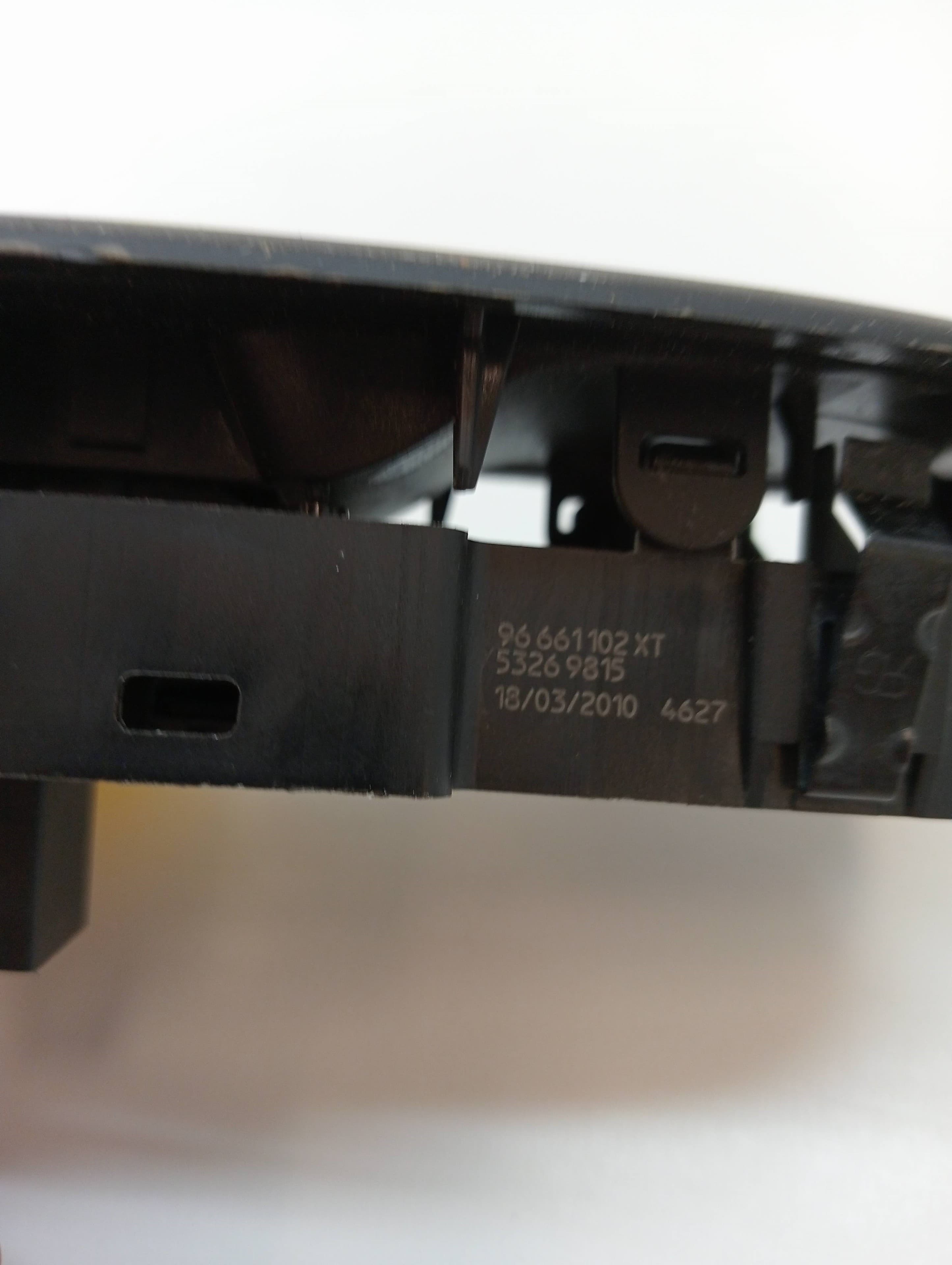 Mando elevalunas delantero derecho CITROEN C5 BERLINA 2