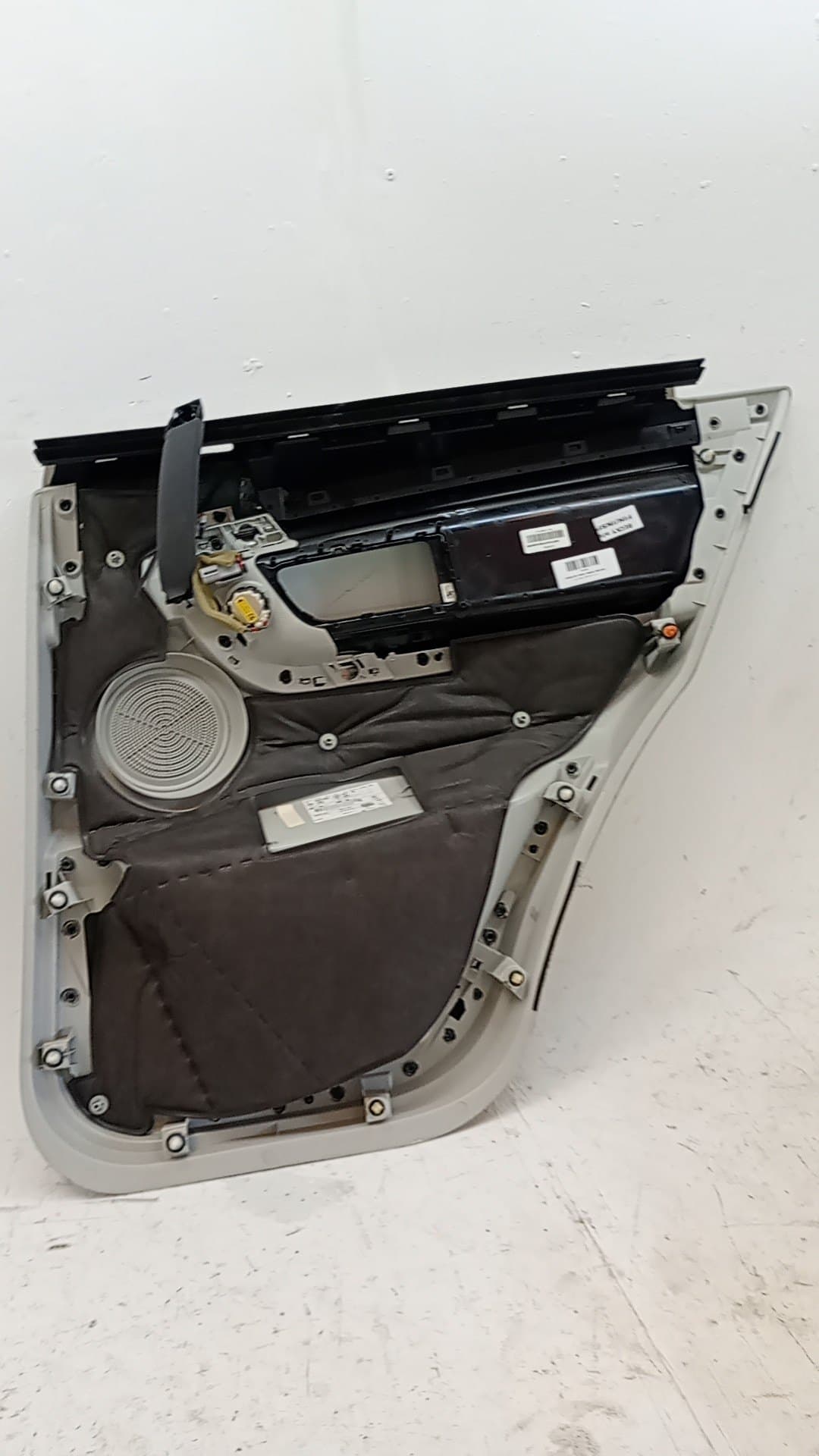 Recambio LAND ROVER DISCOVERY ref. LR064210 2