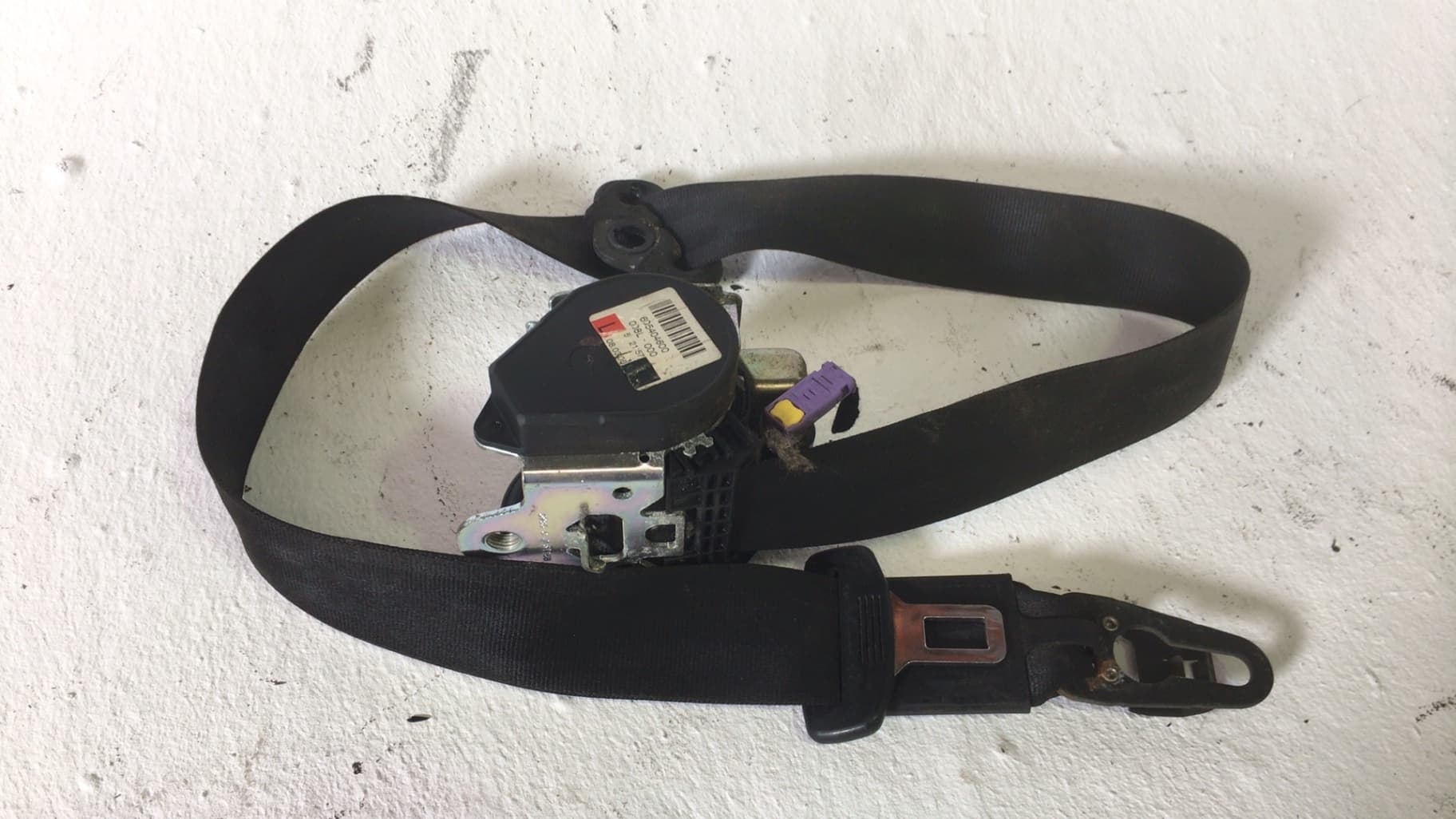 Cinturon seguridad delantero izquierdo AUDI A6 AVANT (4F5)