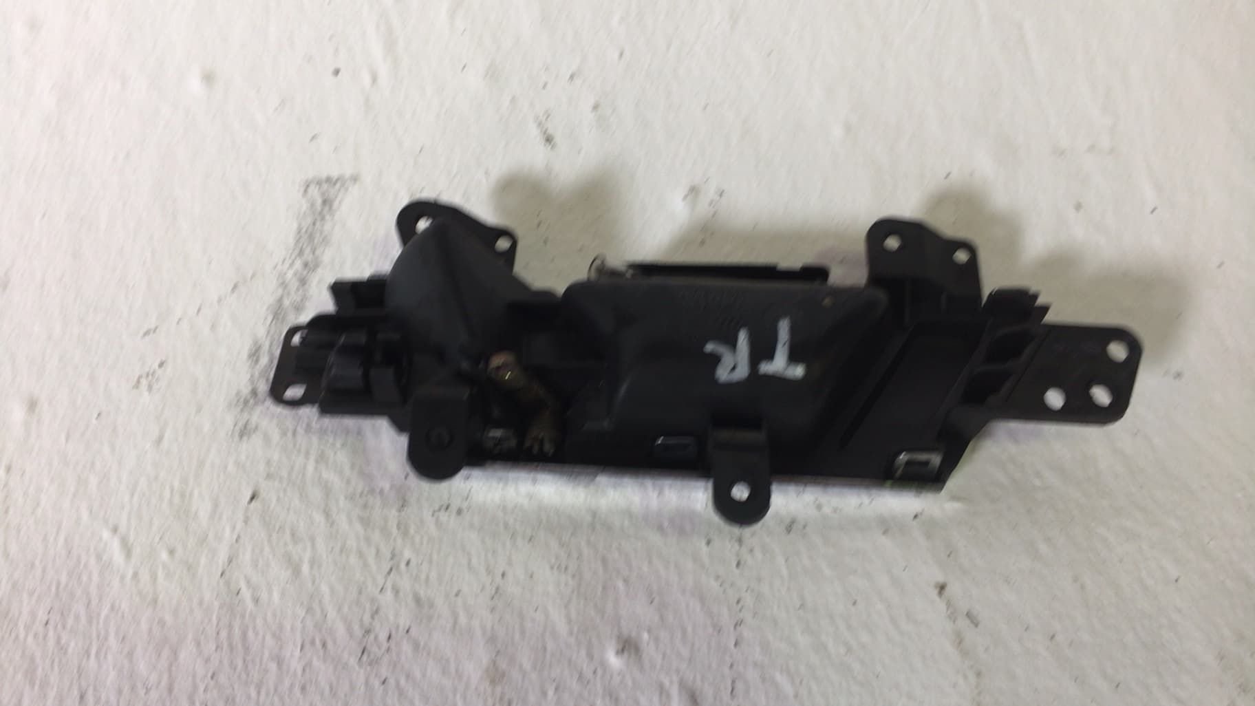 Maneta interior lateral derecha AUDI A6 AVANT (4F5) 2