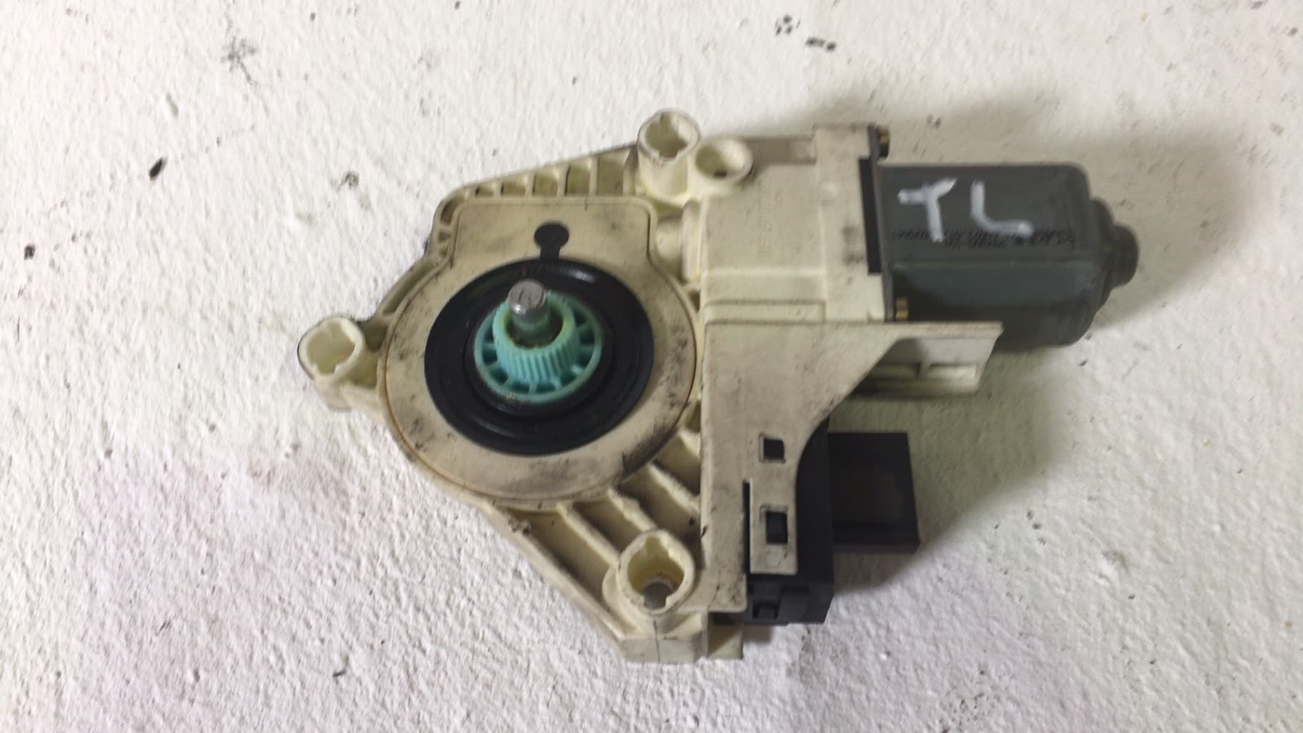 Motor elevalunas trasero izquierdo AUDI A6 AVANT (4F5)