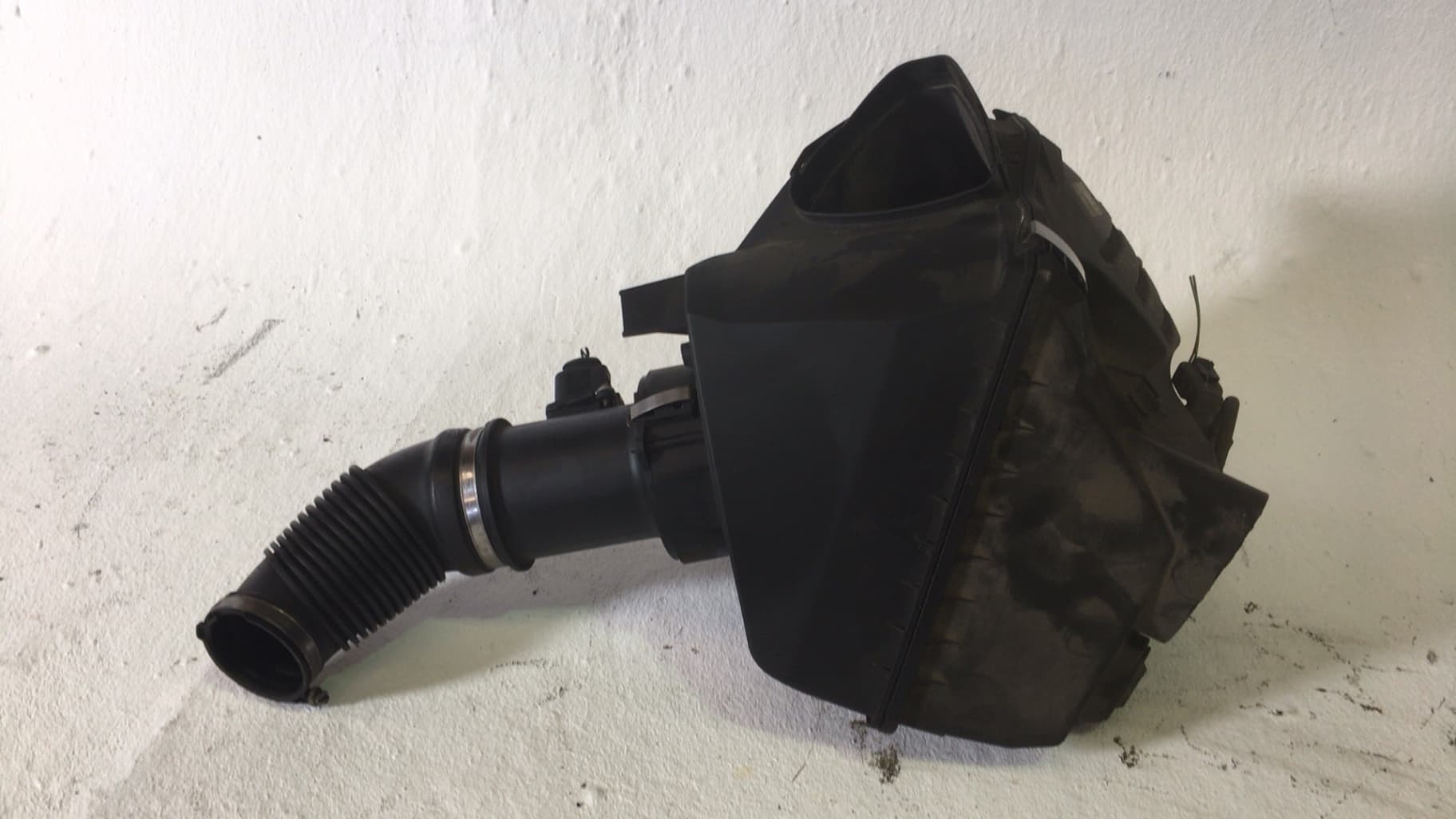 Caja filtro aire AUDI A6 AVANT (4F5)