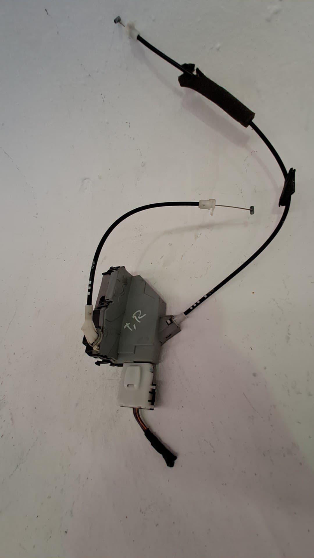 Cerradura puerta trasera derecha PEUGEOT 308