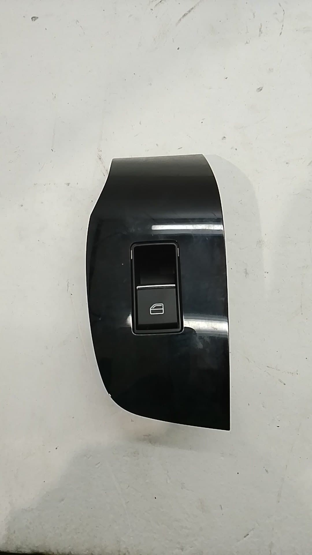 Mando elevalunas delantero derecho MAZDA CX-30