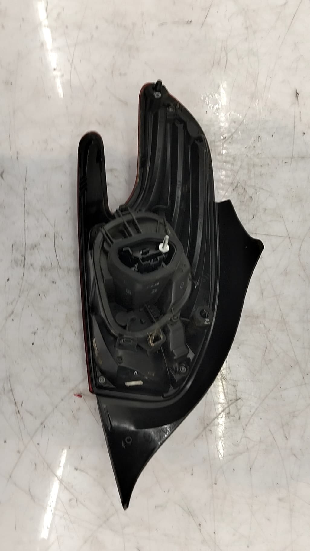 Piloto trasero derecho PEUGEOT 208 2