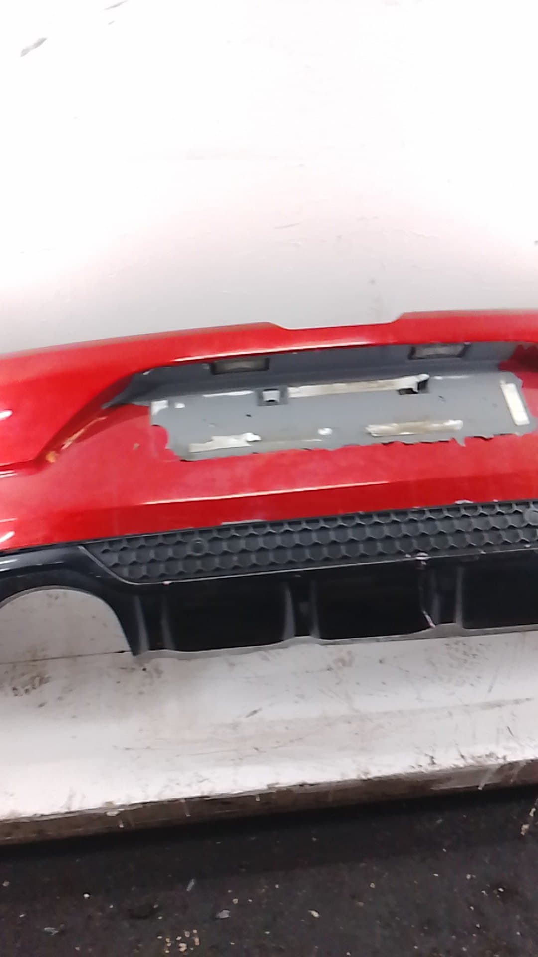 Paragolpes trasero RENAULT MEGANE IV BERLINA 5P 4