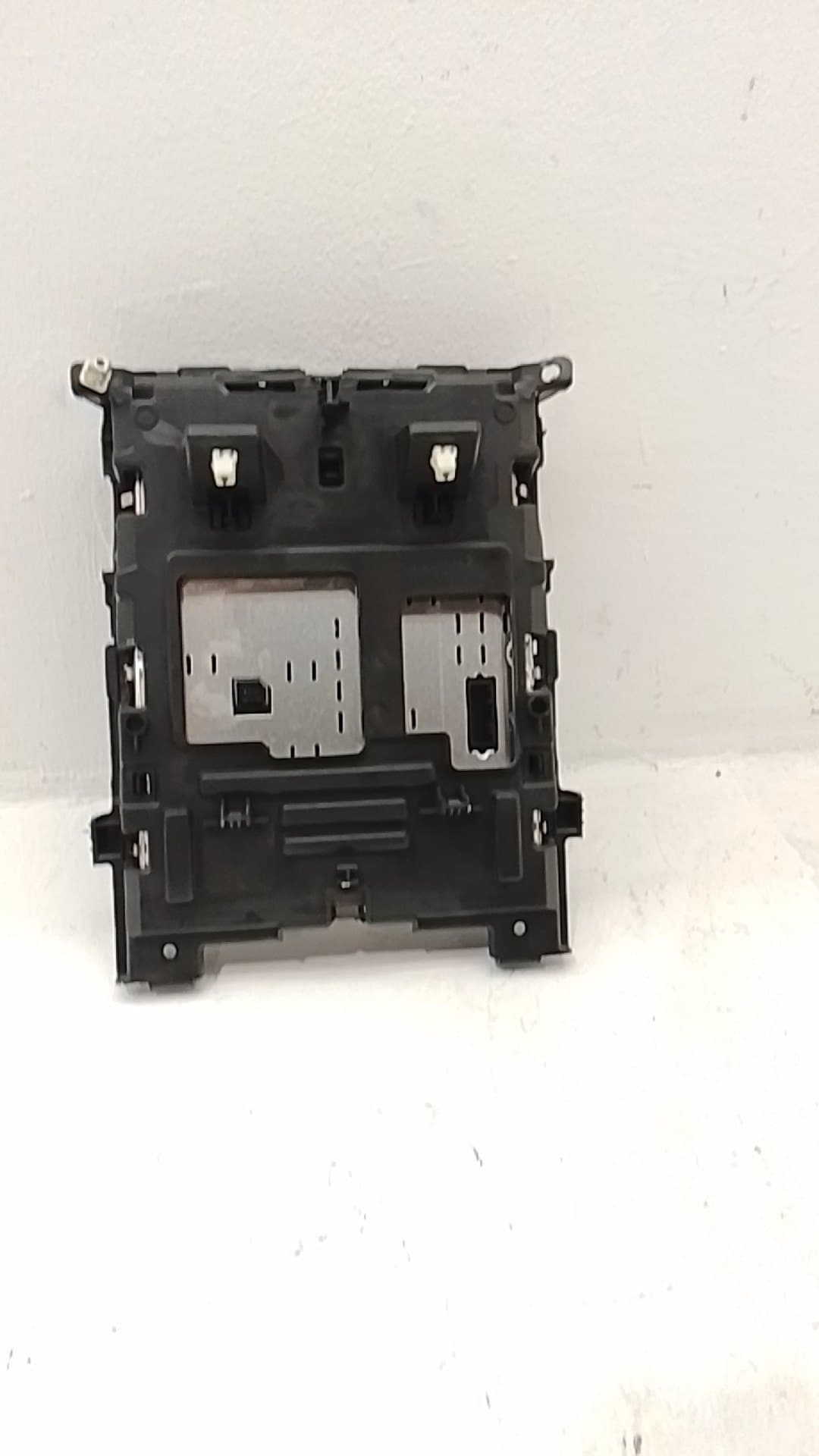 Consola central RENAULT MEGANE IV BERLINA 5P 4