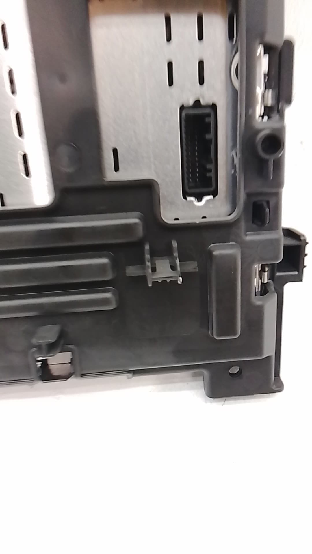 Consola central RENAULT MEGANE IV BERLINA 5P 3