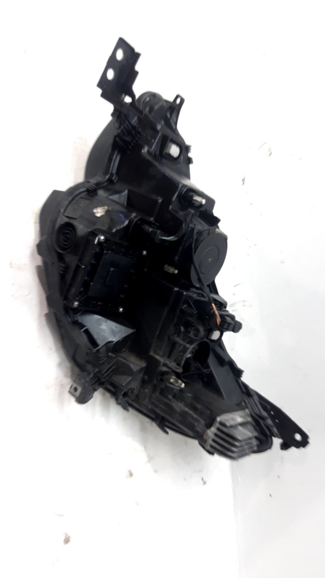 Faro derecho RENAULT MEGANE IV BERLINA 5P 3