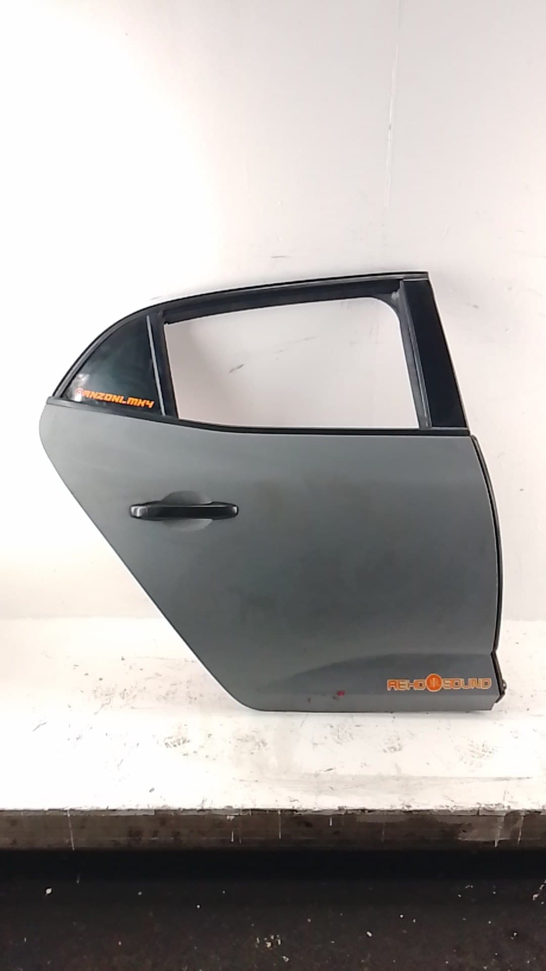 Puerta trasera derecha RENAULT MEGANE IV BERLINA 5P