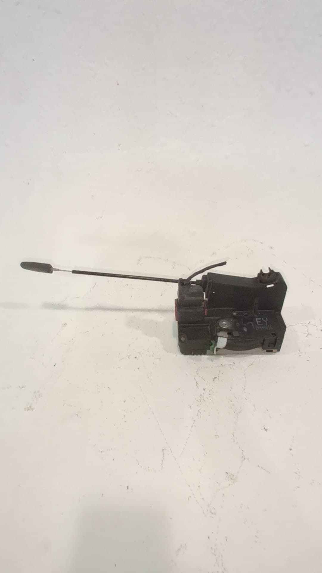 Cerradura puerta delantera derecha OPEL ASTRA F BERLINA 4