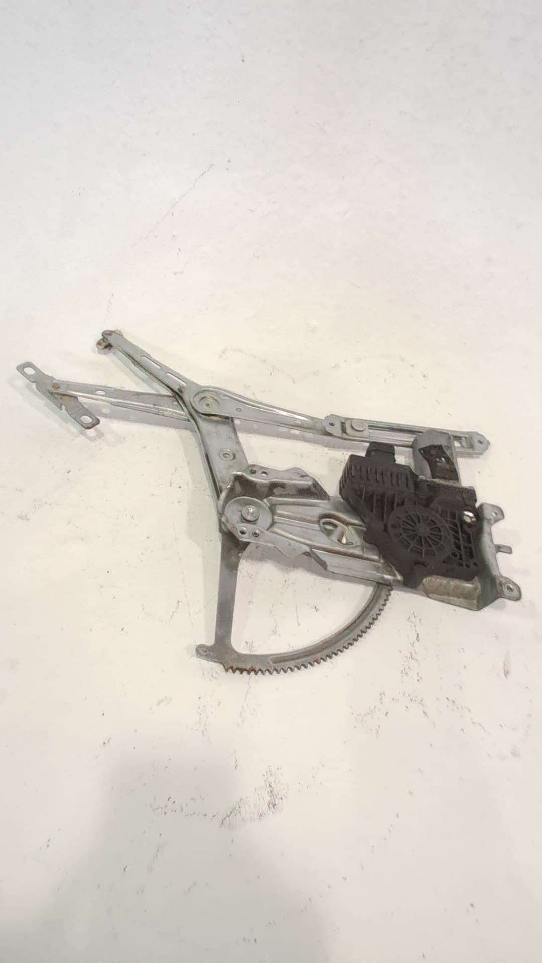 Elevalunas delantero derecho OPEL ASTRA F BERLINA 3
