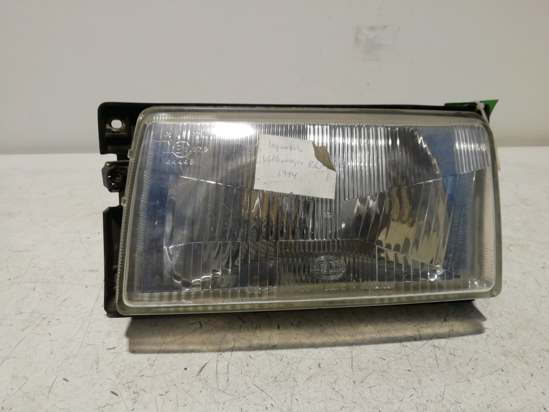 Faro izquierdo VOLKSWAGEN POLO (9N1)