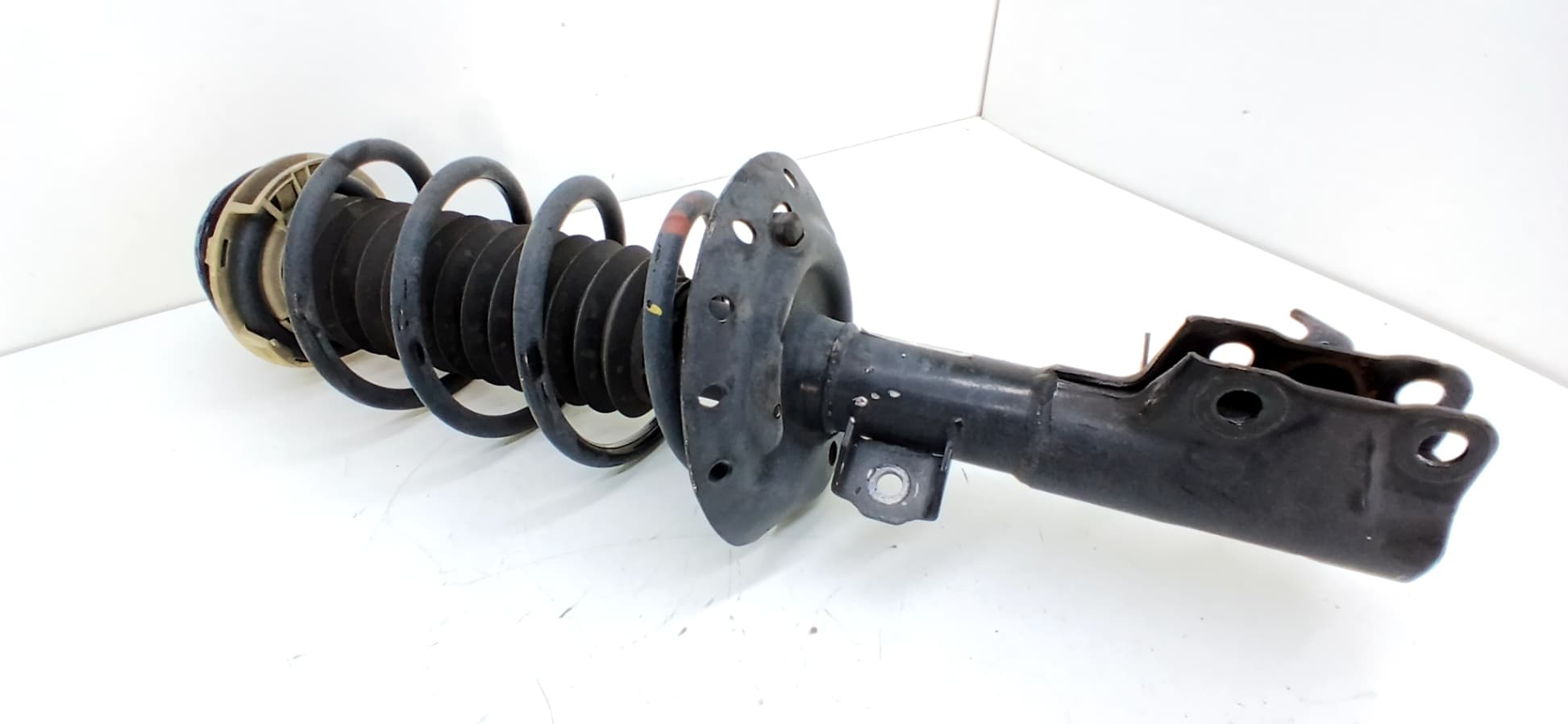 Amortiguador delantero izquierdo HONDA JAZZ (GK)