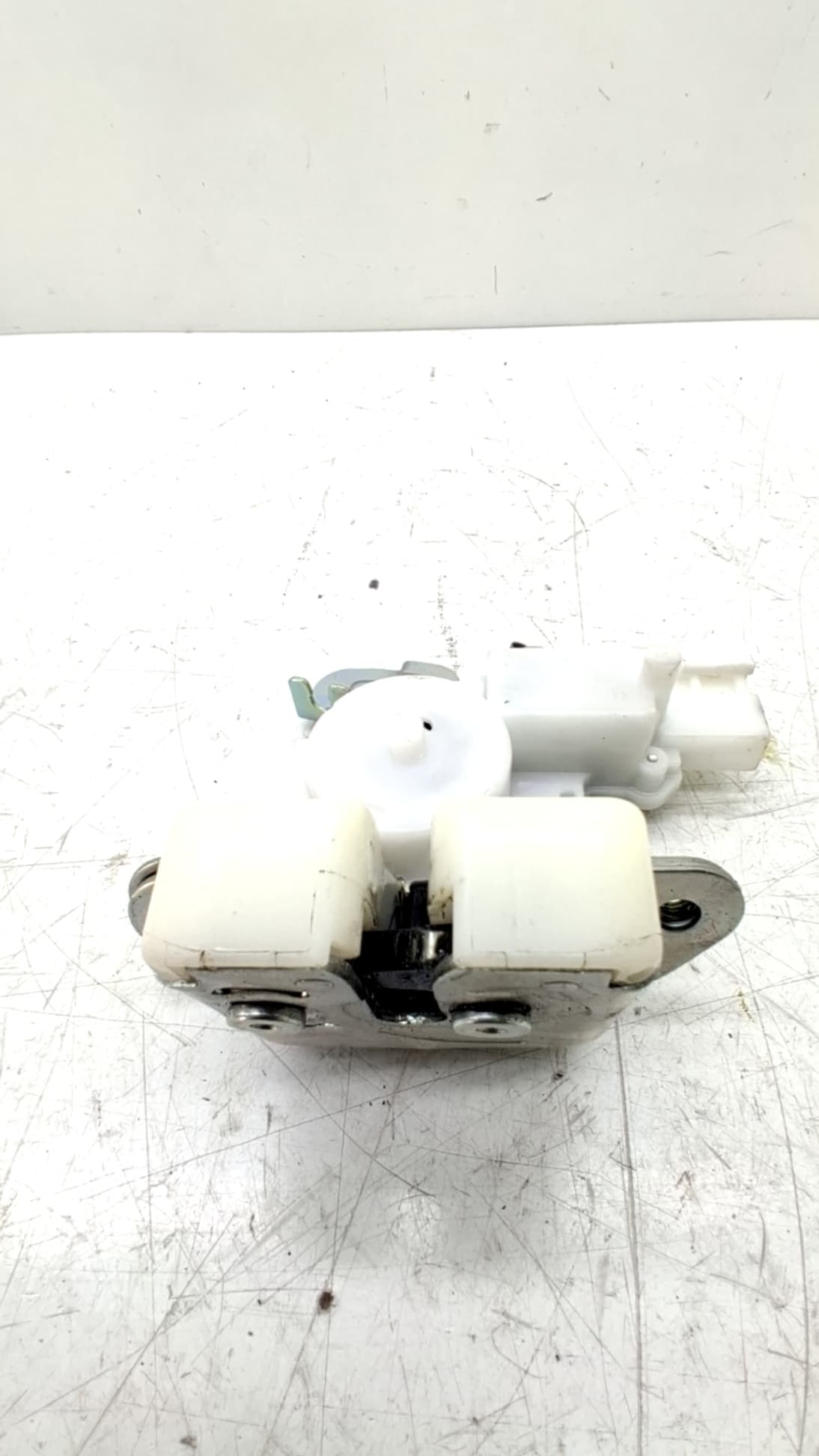 Cerradura maletero / porton HONDA JAZZ (GK) 2