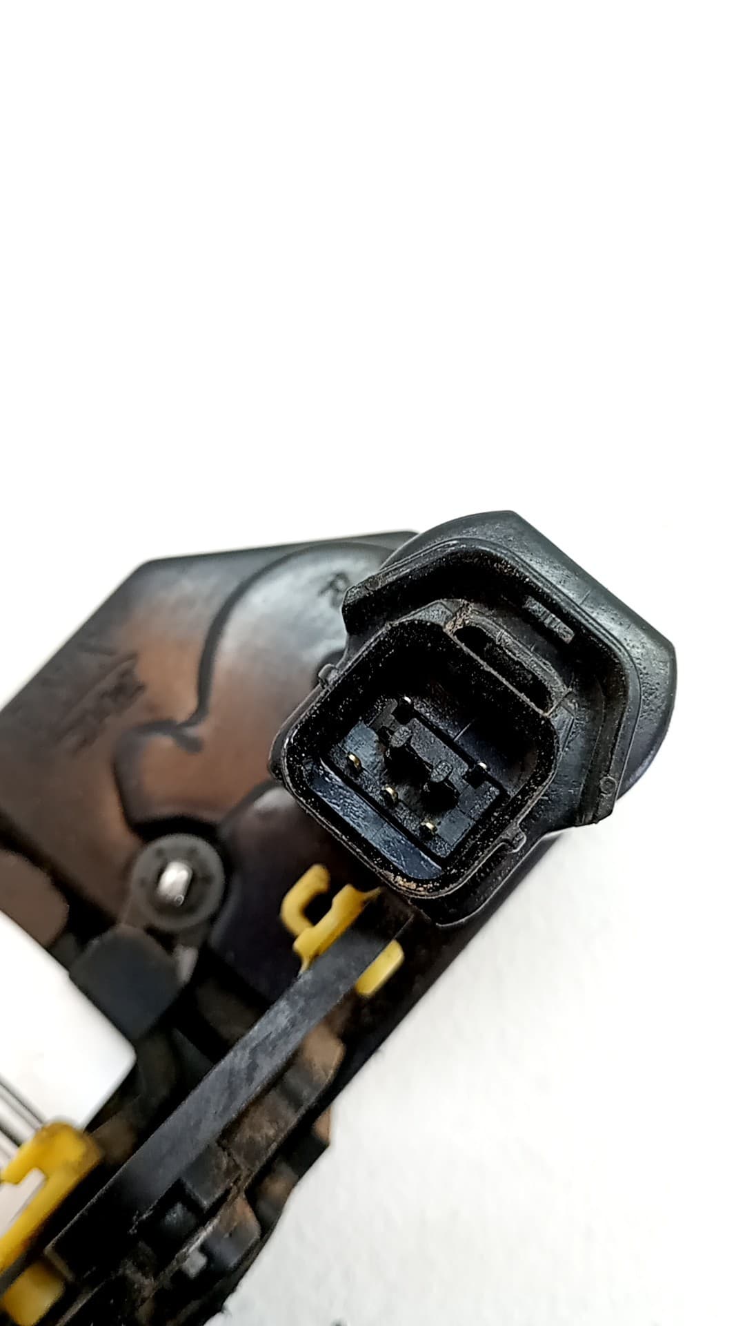 Cerradura puerta delantera derecha HYUNDAI GETZ (TB) 2