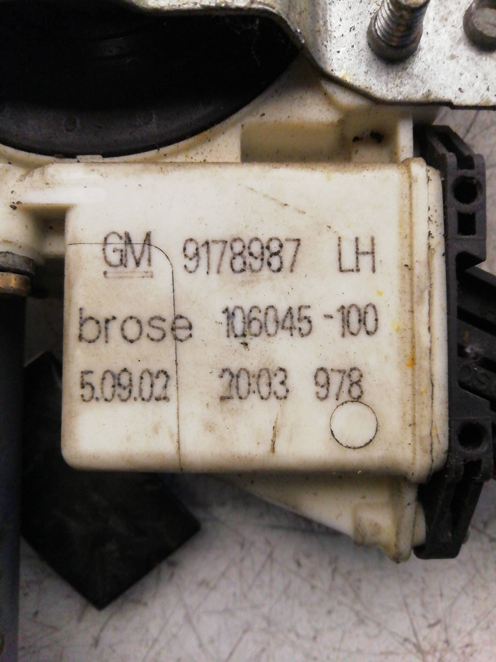 Elevalunas delantero izquierdo OPEL VECTRA C BERLINA 2