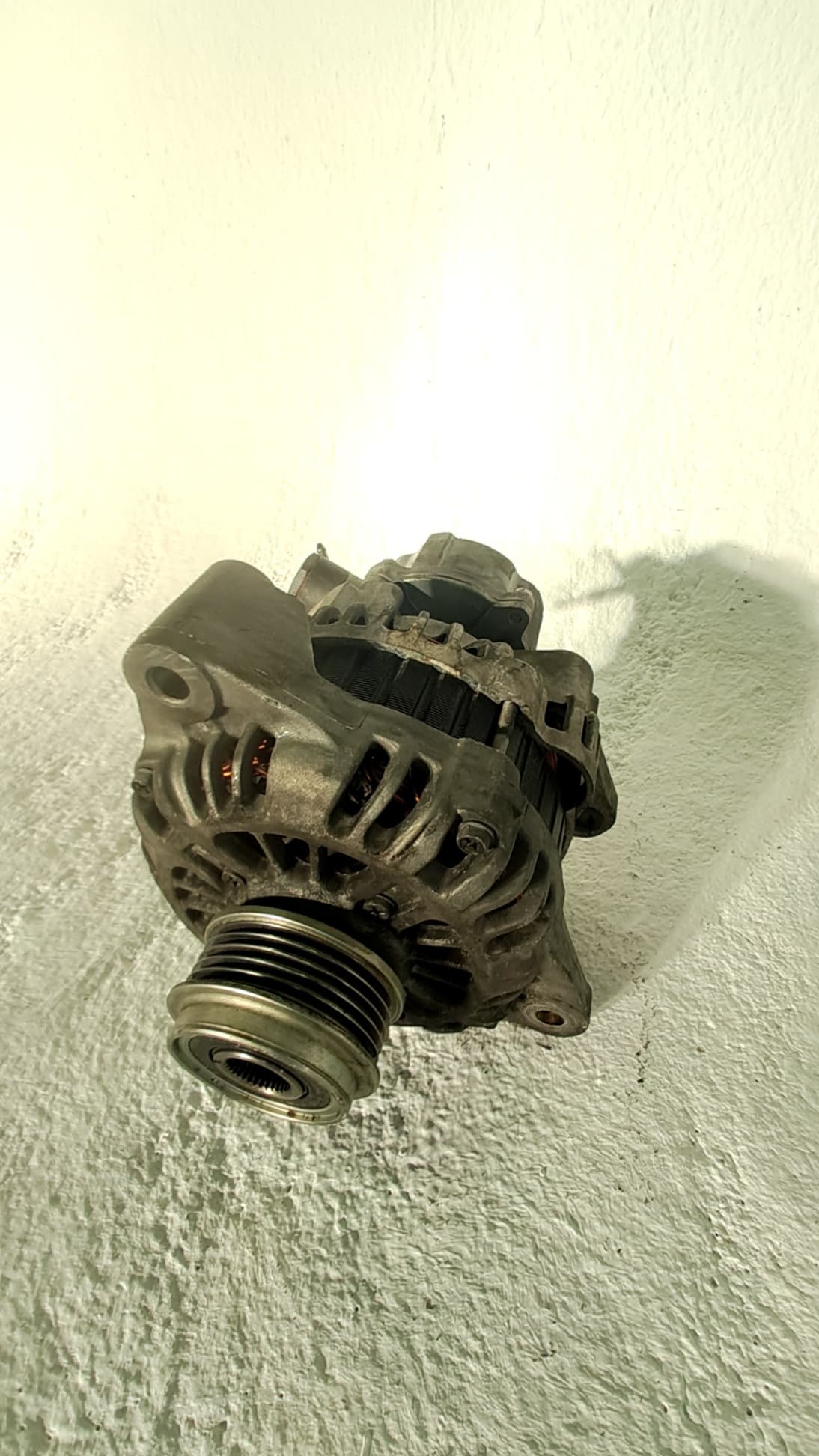 Alternador KIA CARNIVAL