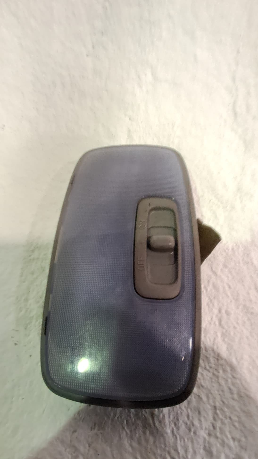 Luz interior KIA CARNIVAL 4