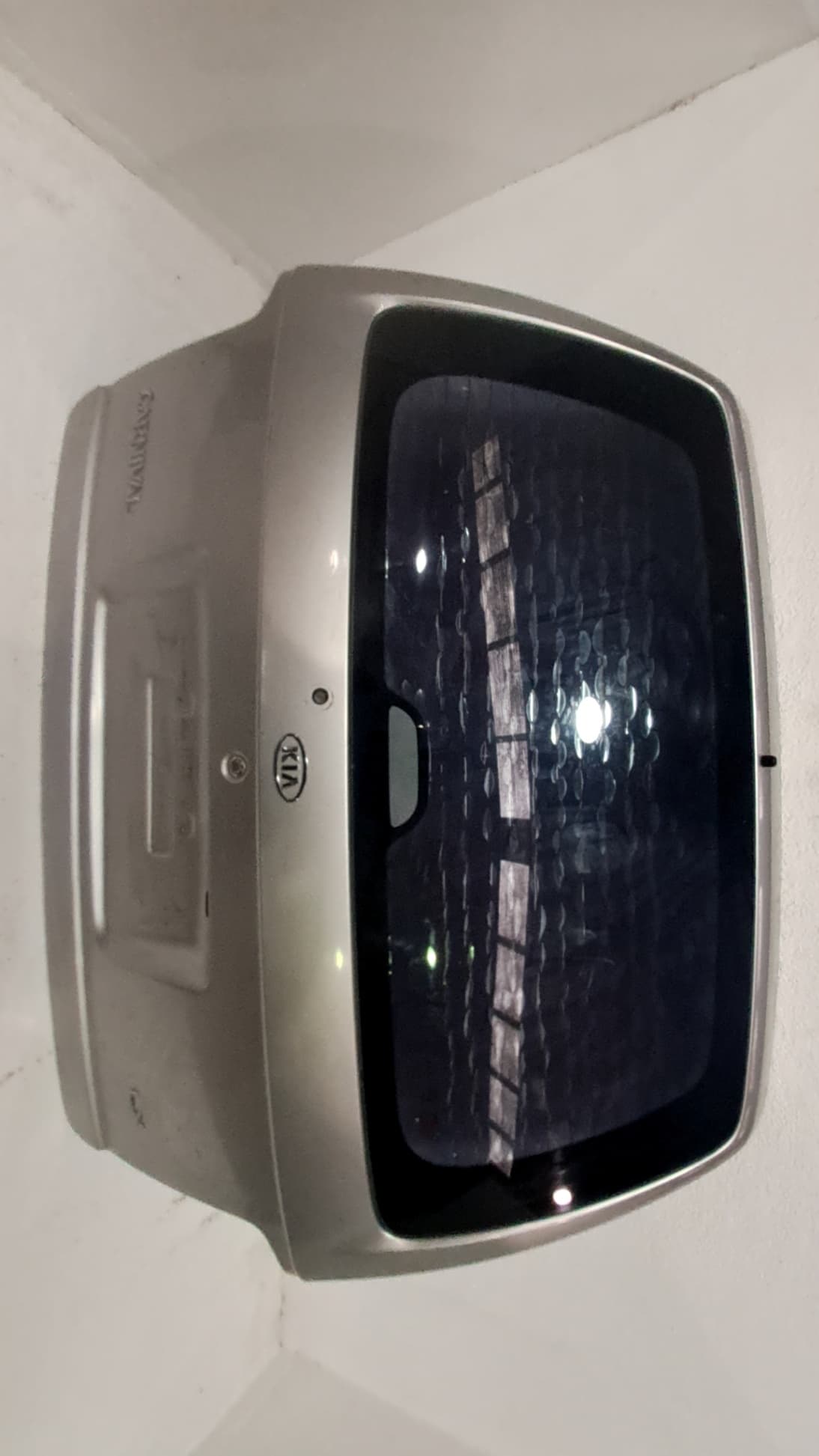 Porton trasero KIA CARNIVAL