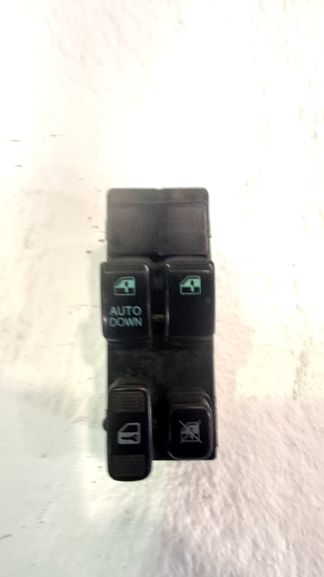 Mando elevalunas delantero izquierdo KIA CARNIVAL