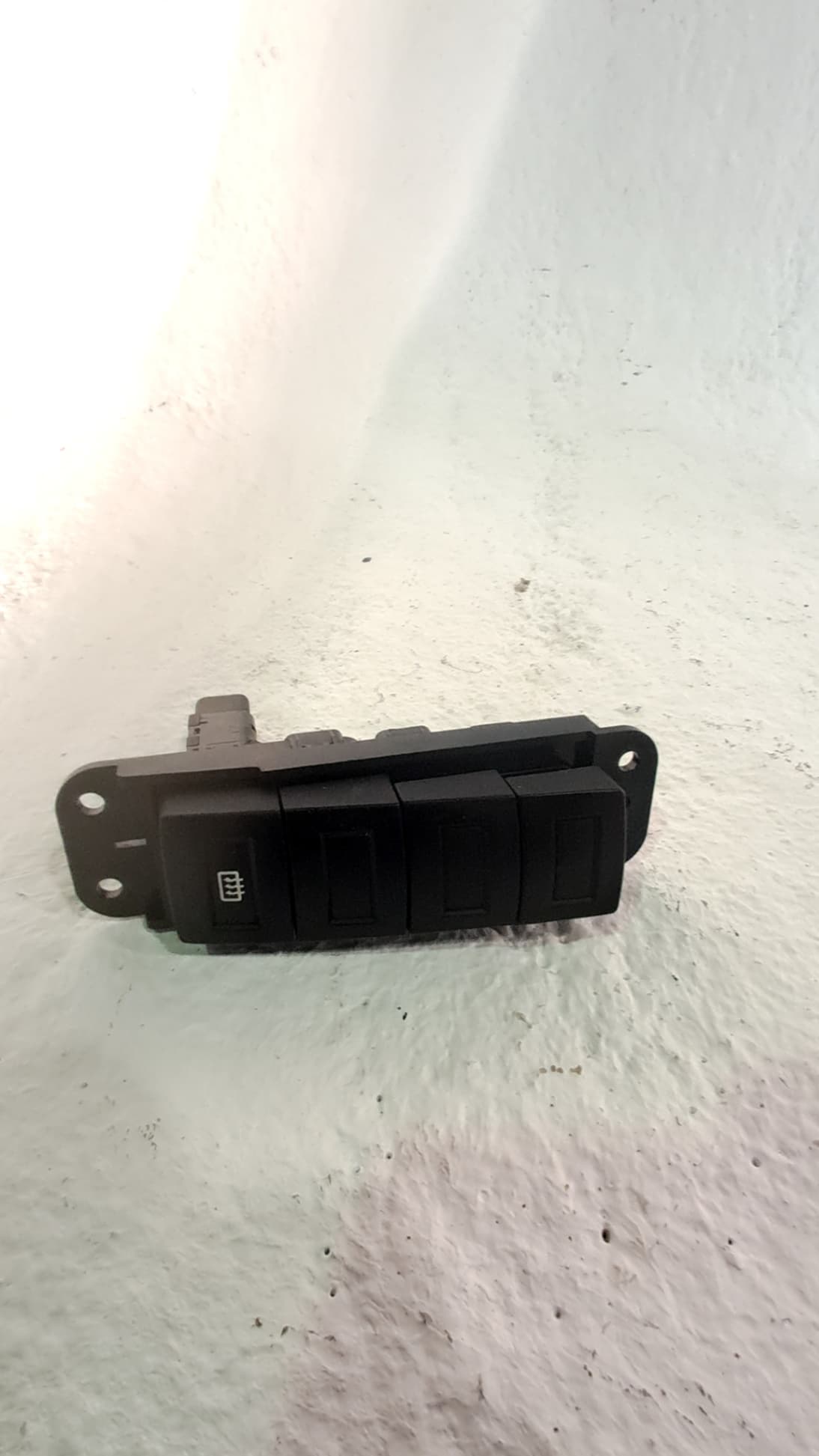Interruptor KIA CARNIVAL 3