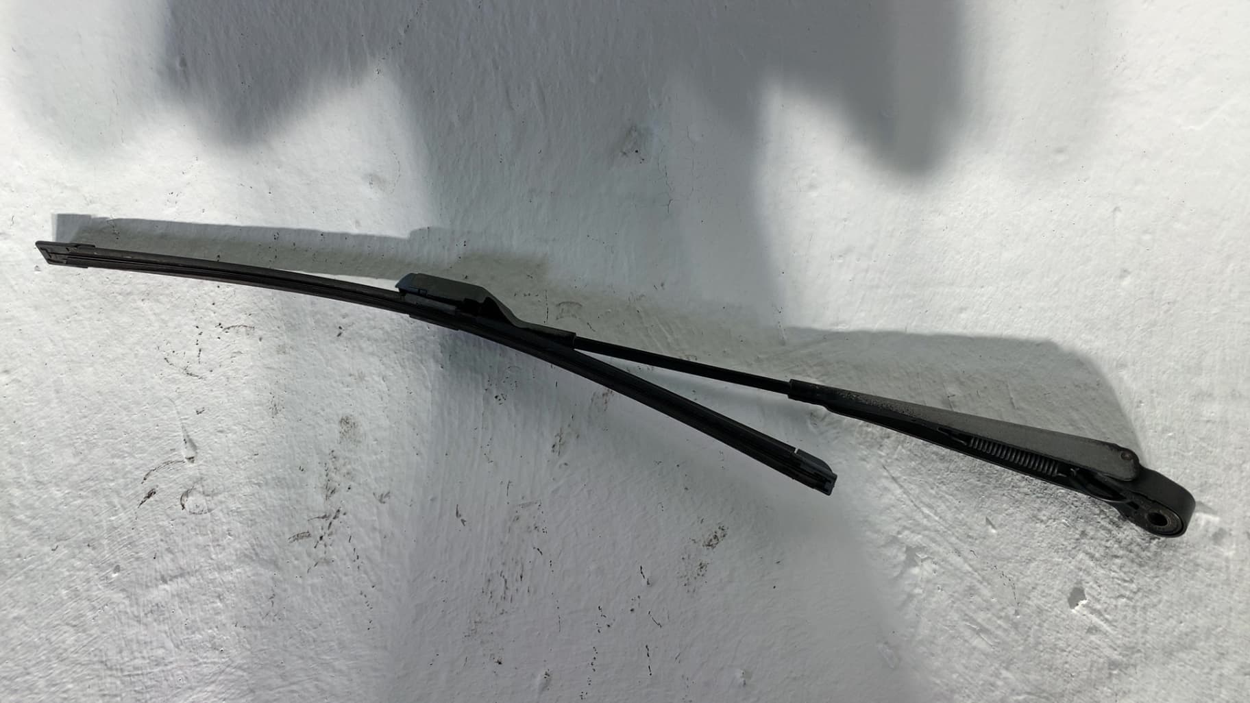 Brazo limpia trasero FORD MONDEO BERLINA (GD)