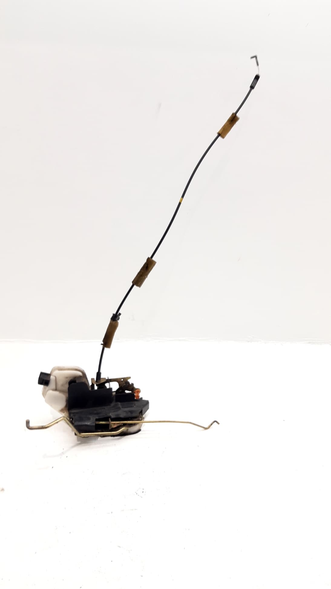 Cerradura puerta delantera izquierda MITSUBISHI SPACE WAGON (N9_W, N8_W)