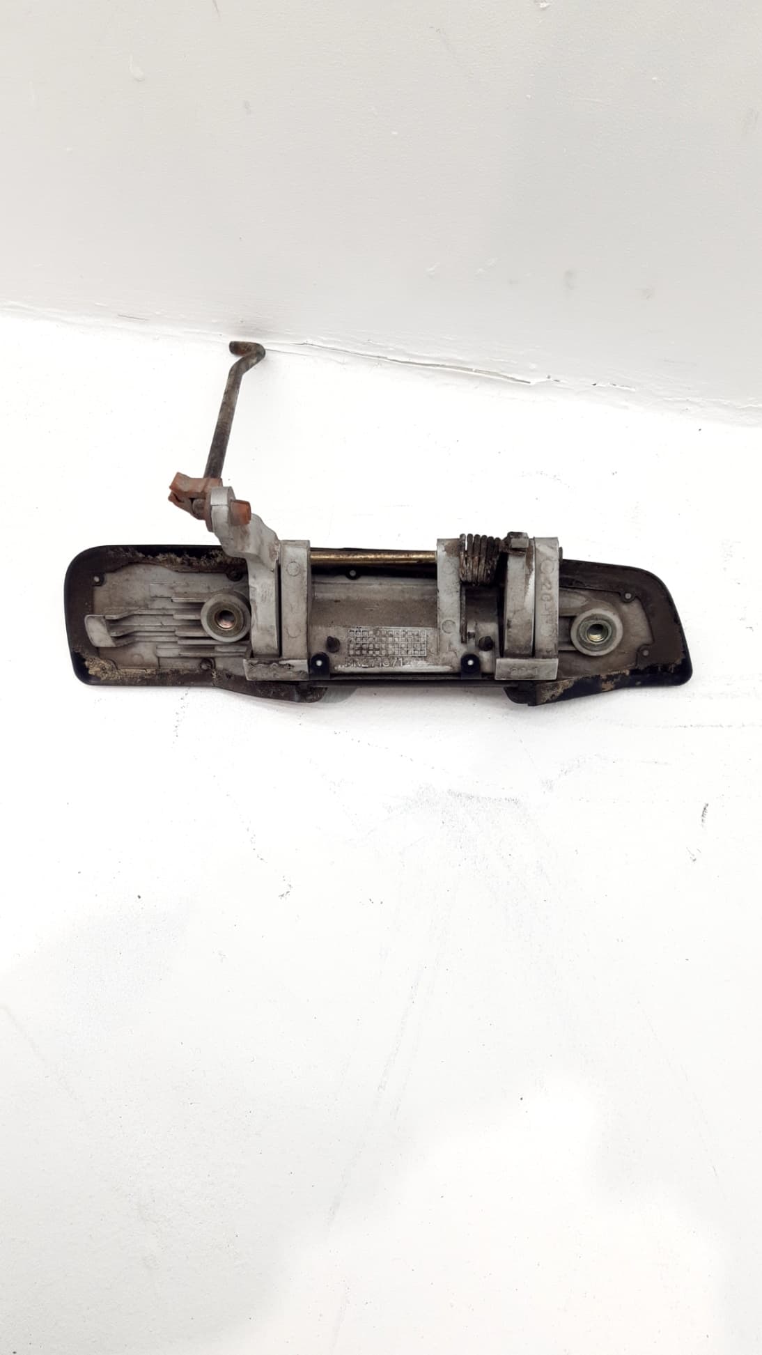 Maneta exterior lateral izquierda MITSUBISHI SPACE WAGON (N9_W, N8_W) 2