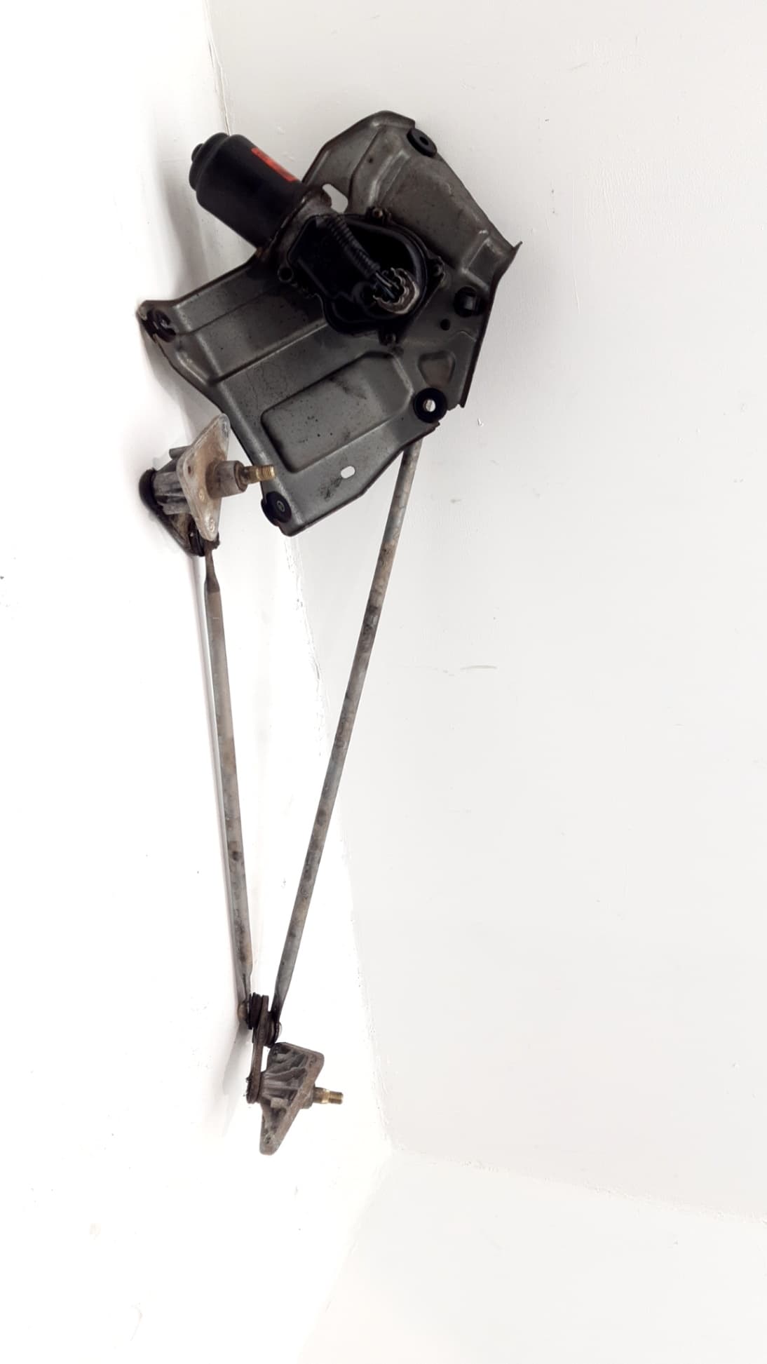 Motor limpia delantero MITSUBISHI SPACE WAGON (N9_W, N8_W)