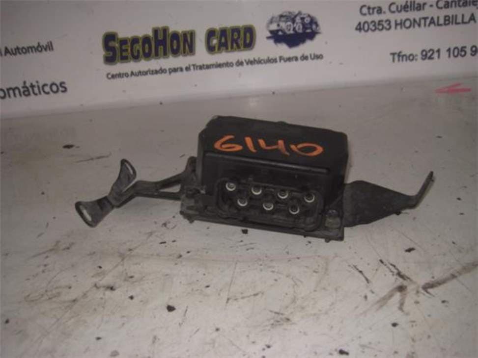 Centralita motor uce SEAT IBIZA (6L1)