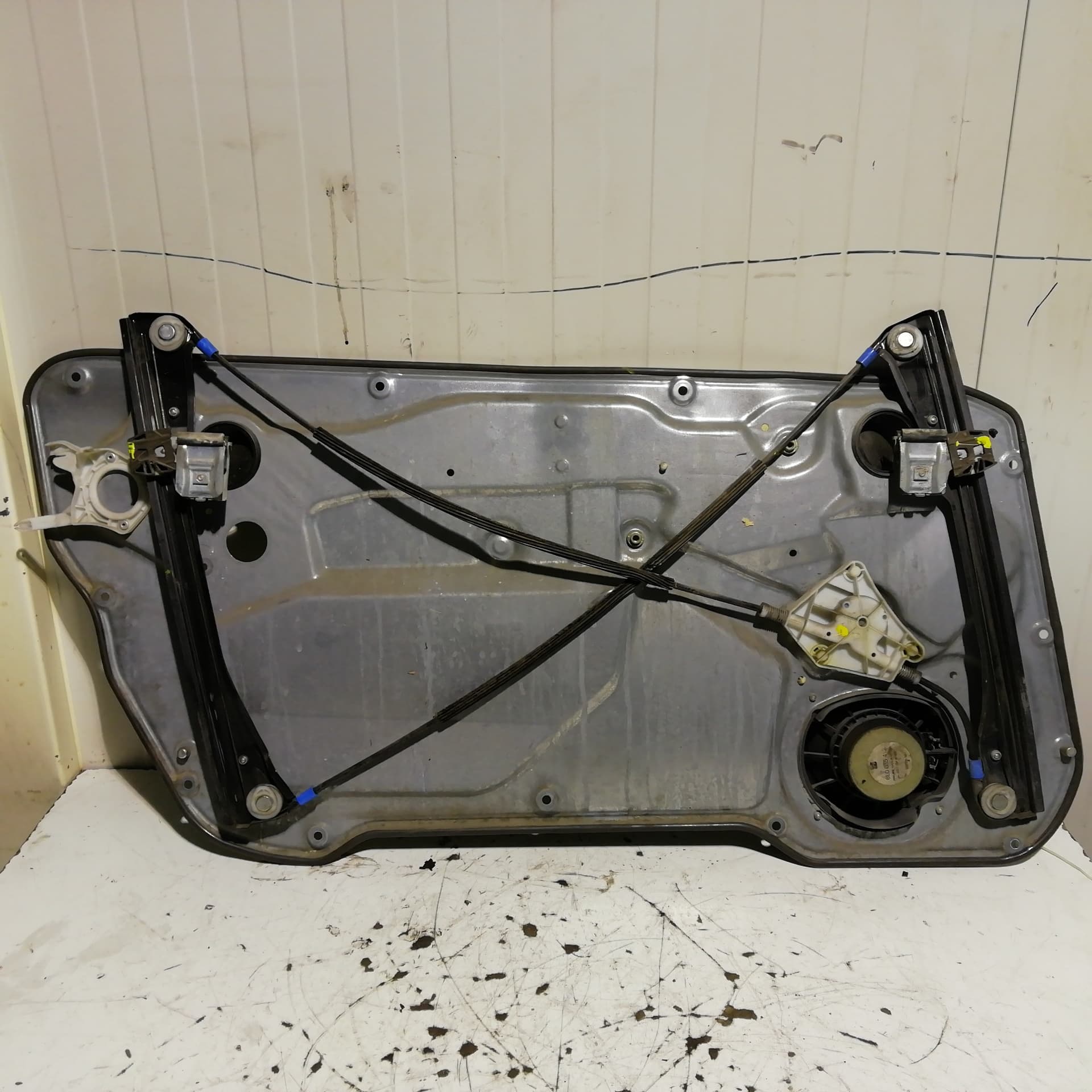 Elevalunas delantero derecho SEAT IBIZA (6L1) 2