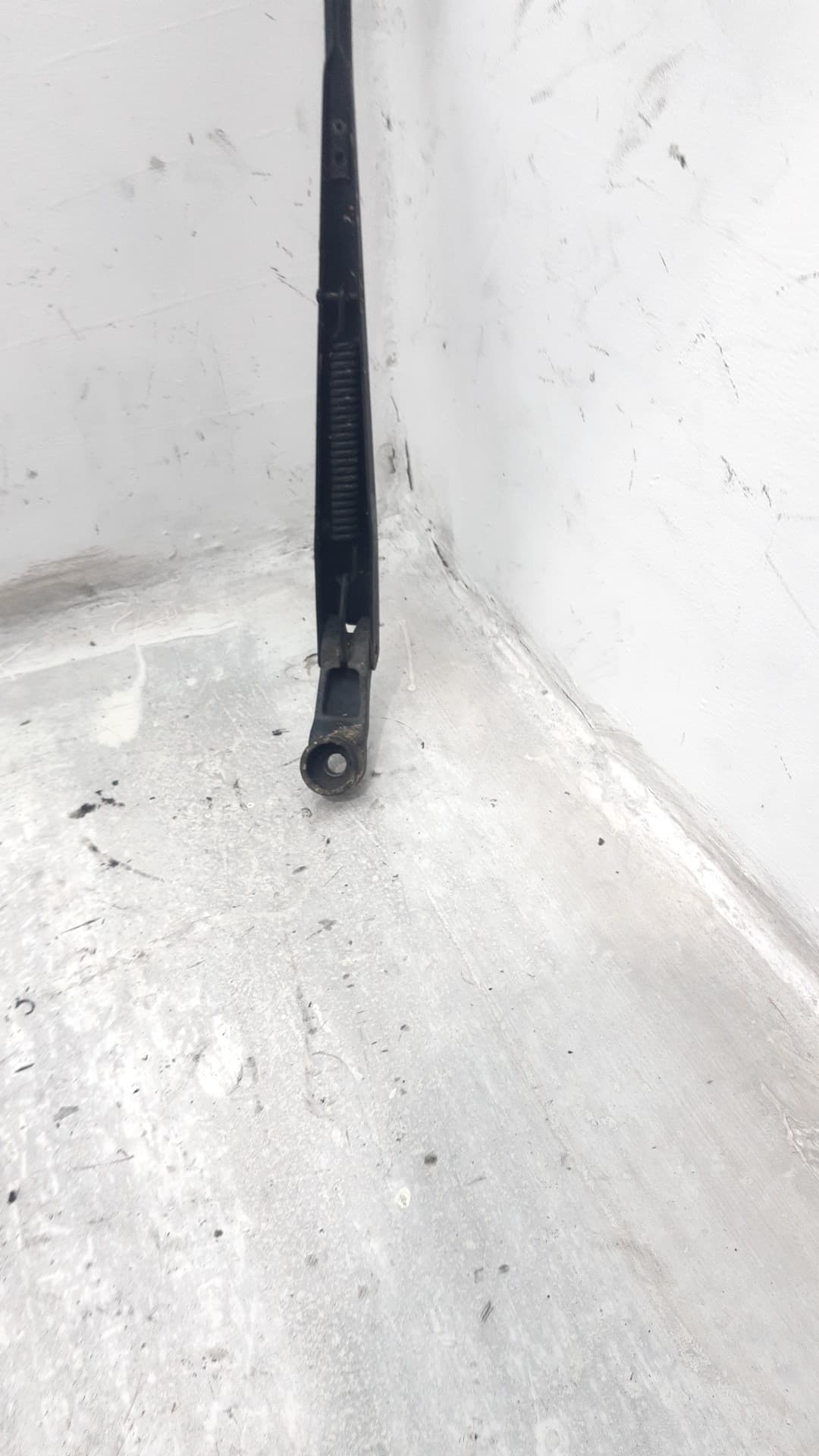Brazo limpia delantero izquierdo CHEVROLET TACUMA 2