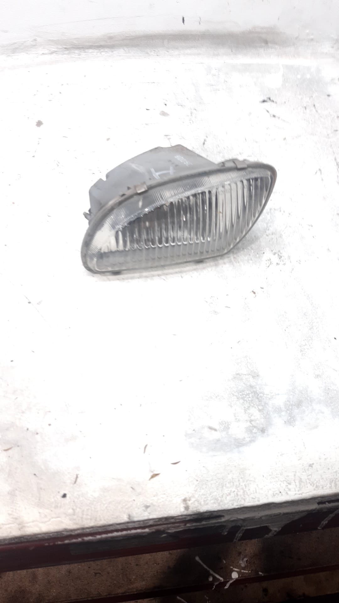 Faro antiniebla izquierdo CHEVROLET TACUMA