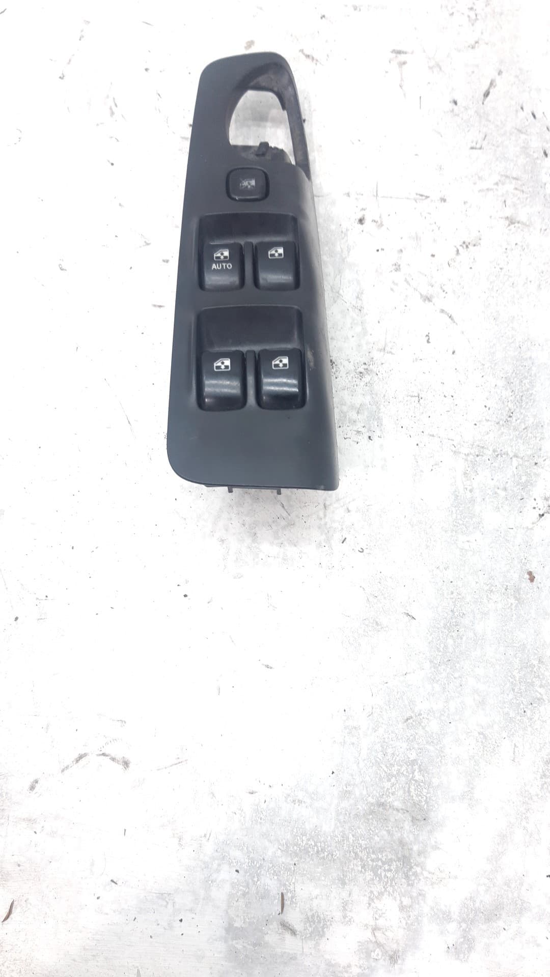 Mando elevalunas delantero izquierdo CHEVROLET TACUMA