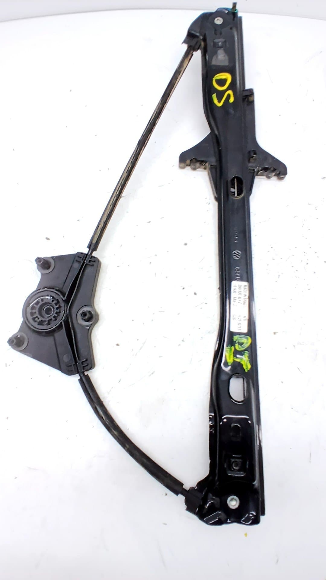 Elevalunas delantero izquierdo VOLKSWAGEN AMAROK 3