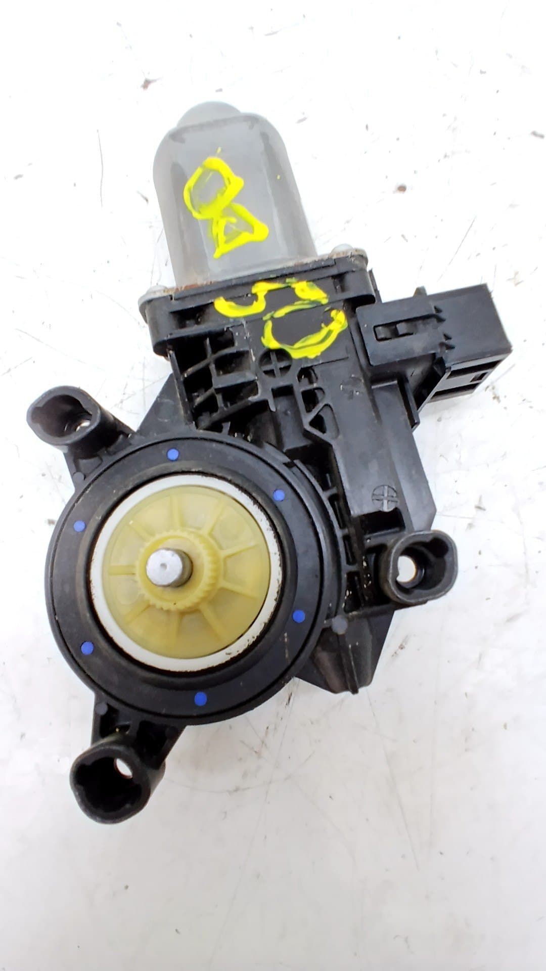 Motor elevalunas delantero derecho VOLKSWAGEN AMAROK