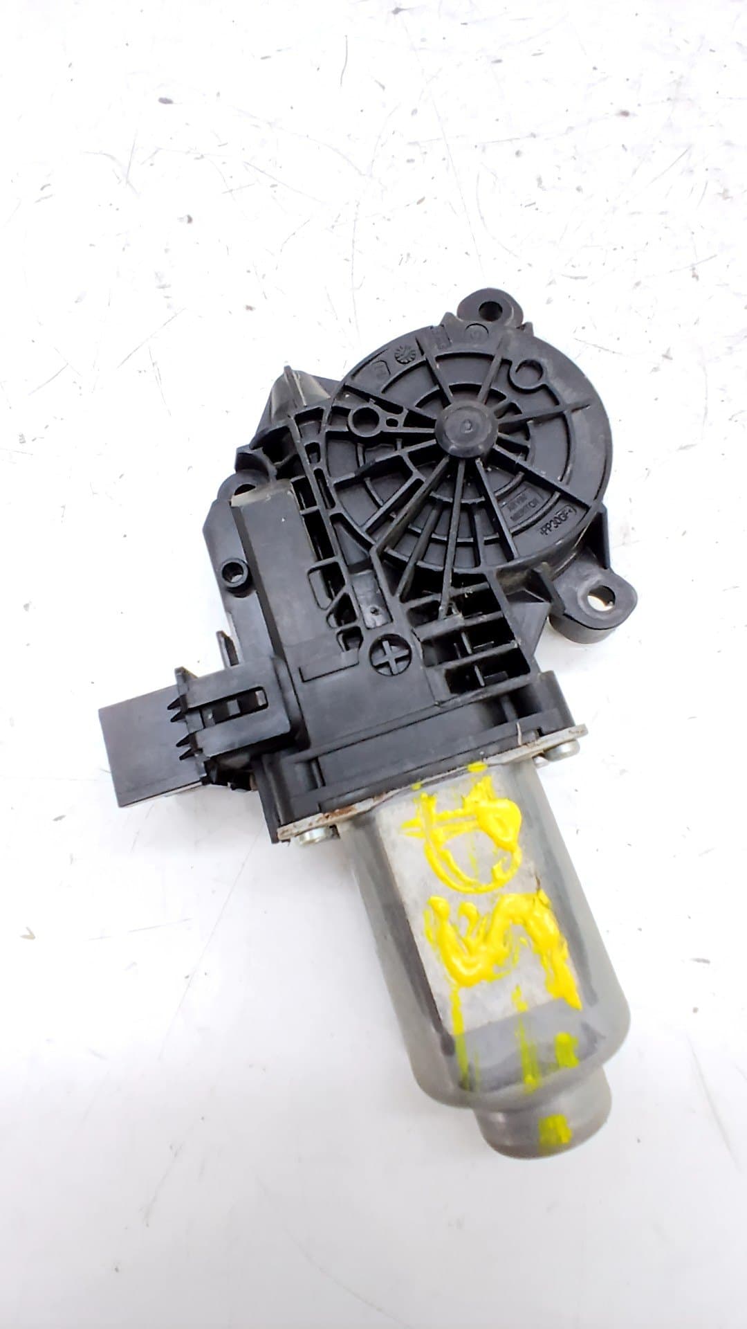 Motor elevalunas delantero izquierdo VOLKSWAGEN AMAROK 2