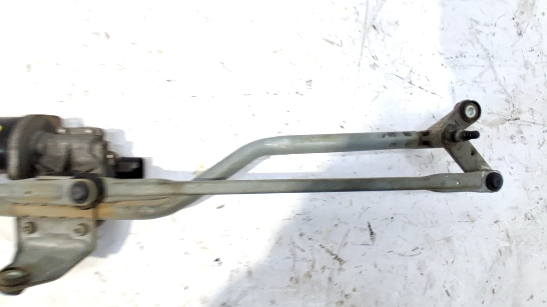 Motor limpia delantero VOLKSWAGEN AMAROK 3
