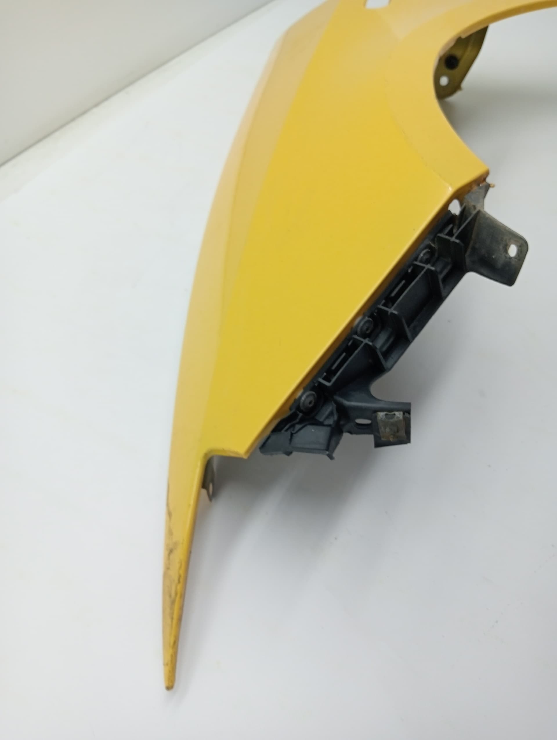 Aleta delantera izquierda SEAT IBIZA (6L1) 3