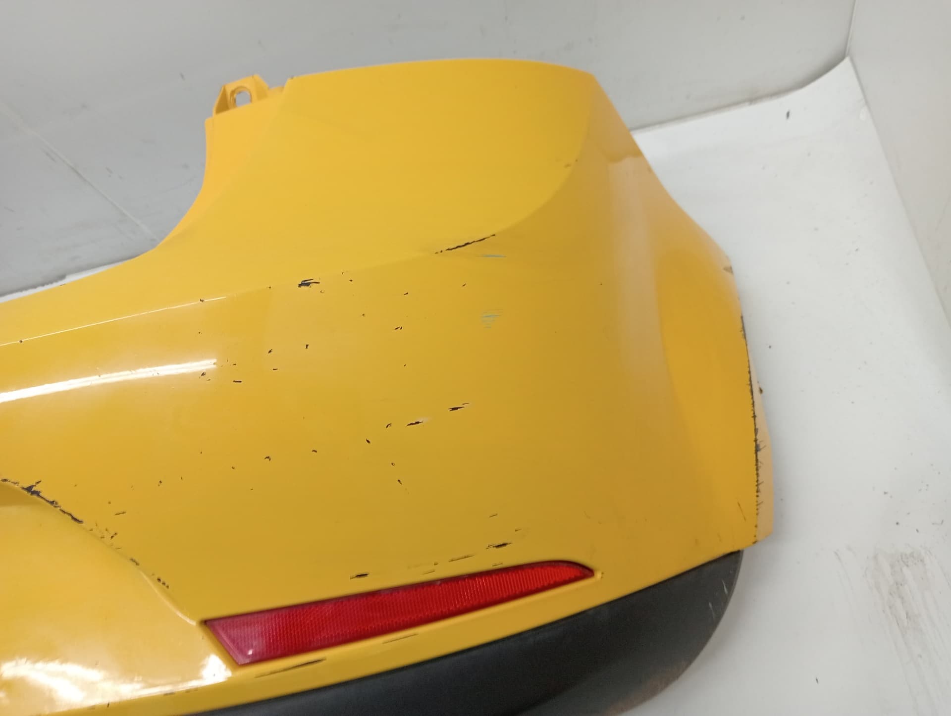 Paragolpes trasero SEAT IBIZA (6L1) 4