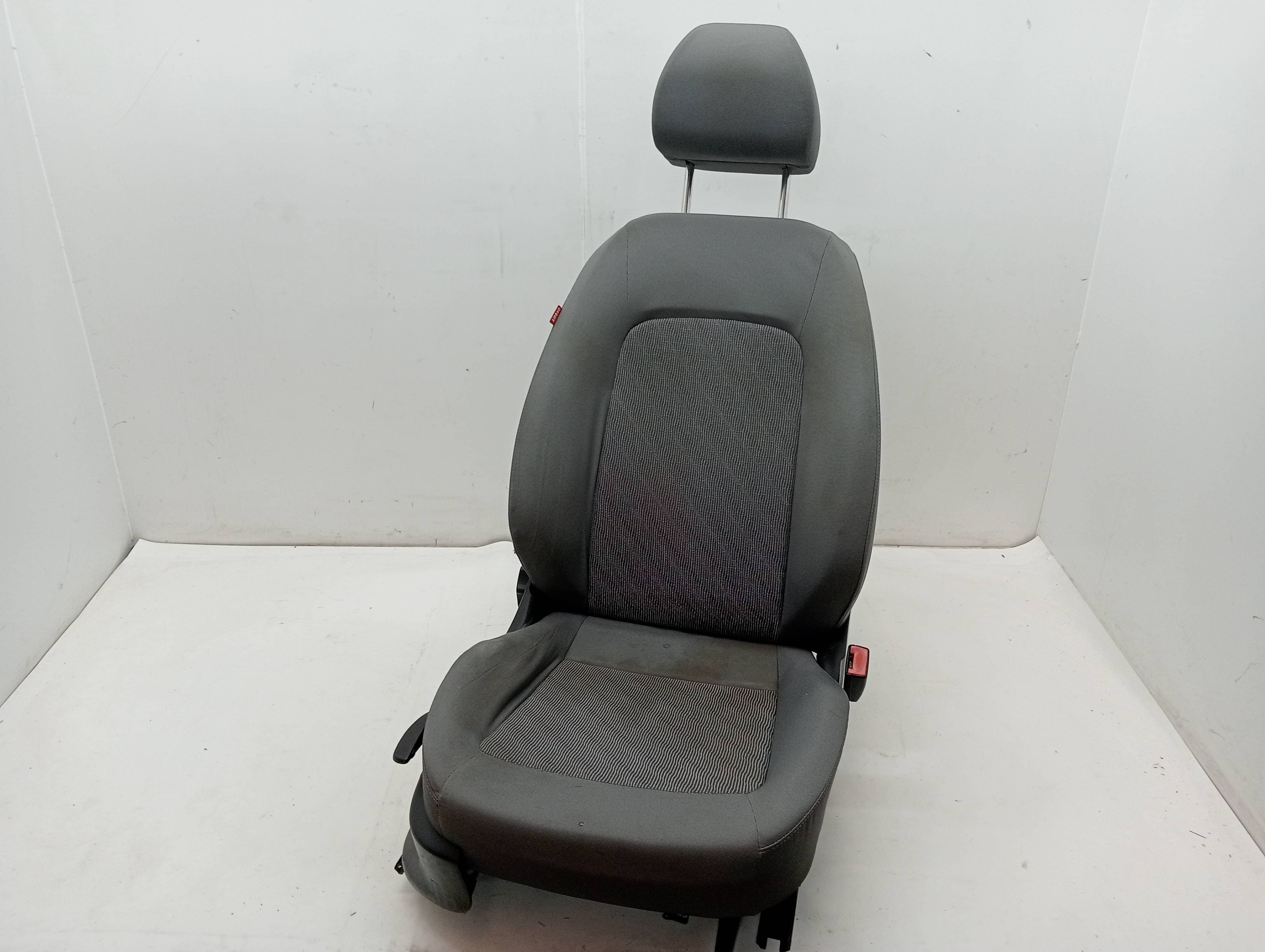 Asiento delantero derecho SEAT IBIZA (6L1)