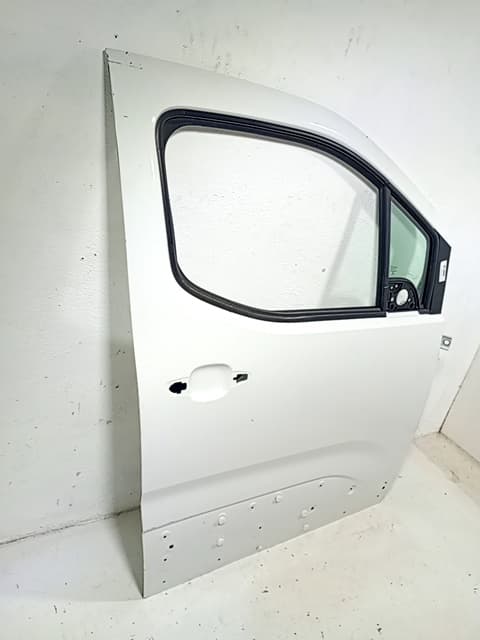 Puerta delantera derecha PEUGEOT RIFTER 4