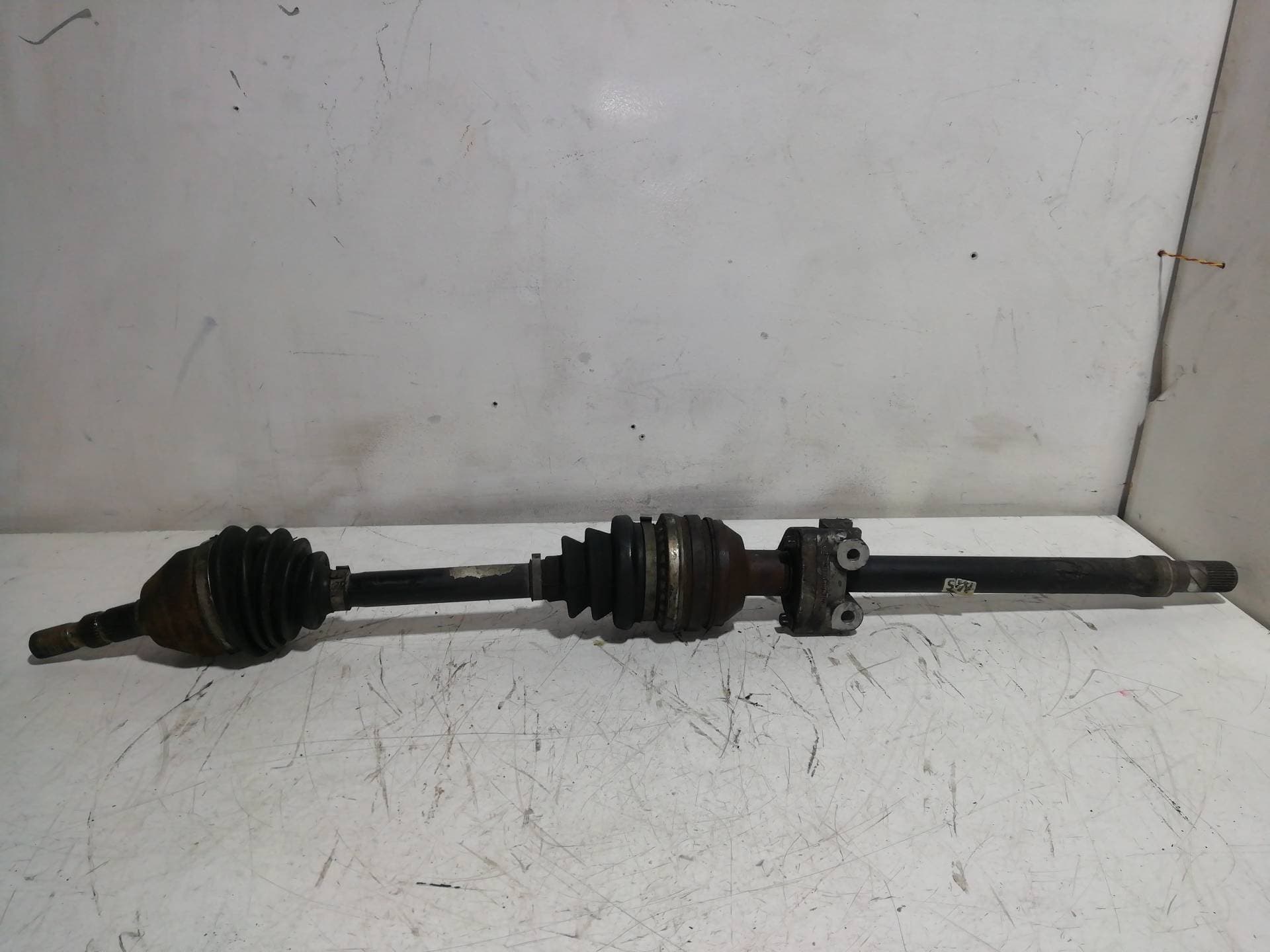 Transmision delantera derecha OPEL ASTRA H CARAVAN
