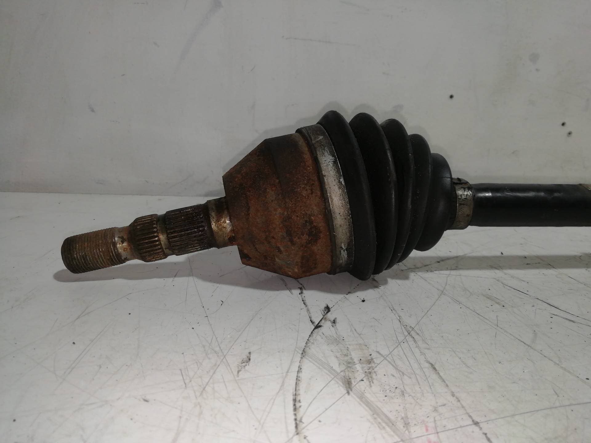 Transmision delantera derecha OPEL ASTRA H CARAVAN 4