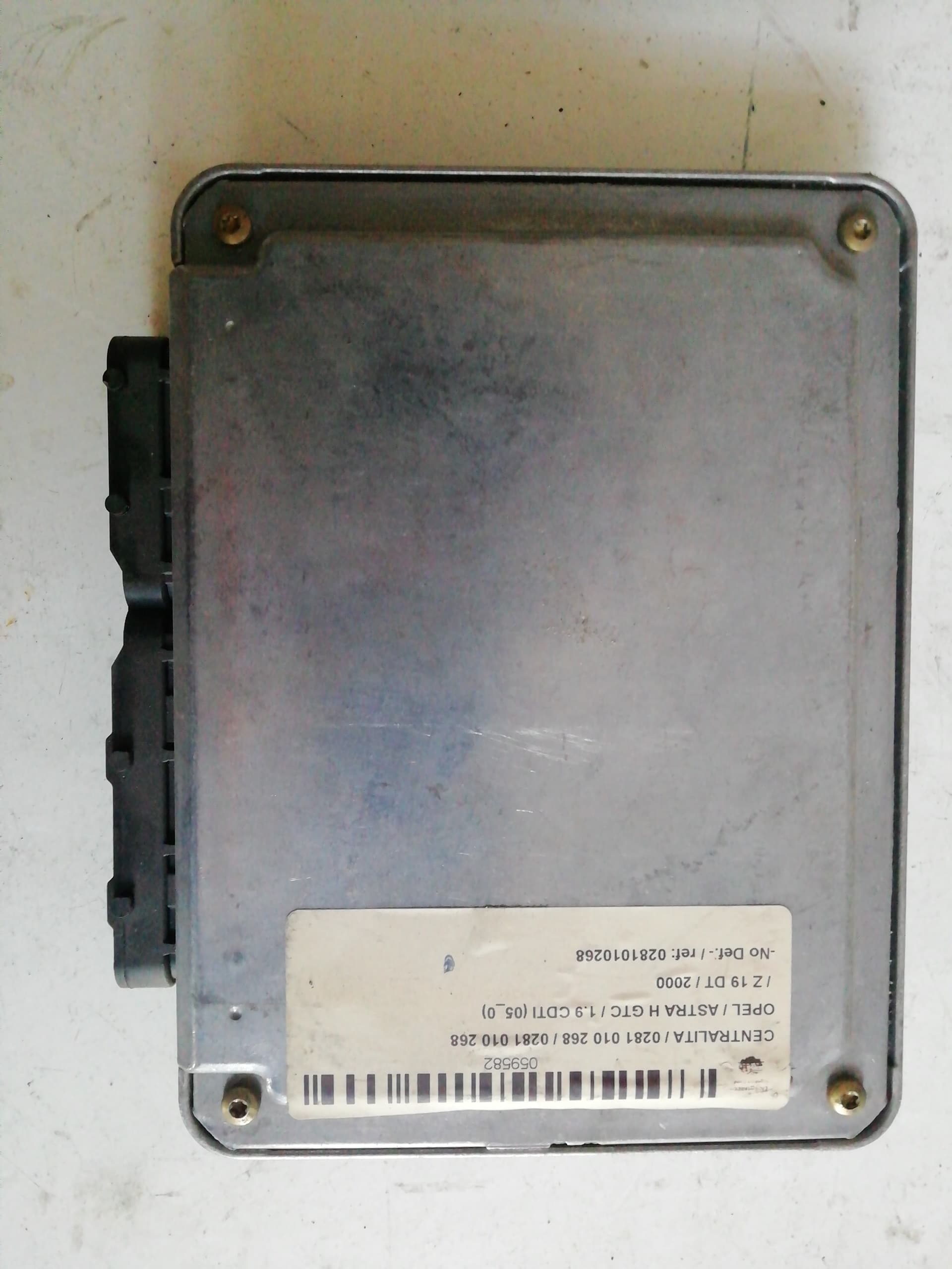 Centralita motor uce OPEL ASTRA H CARAVAN 3
