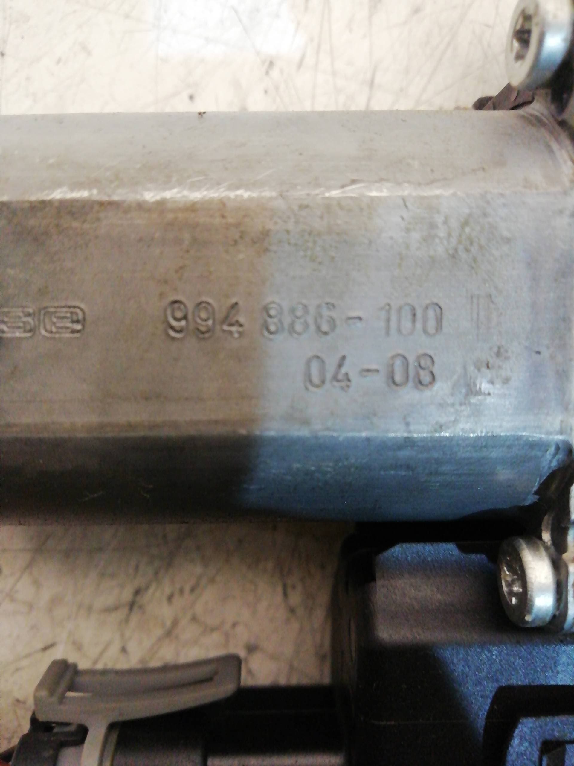 Motor elevalunas delantero izquierdo OPEL ASTRA H CARAVAN 2