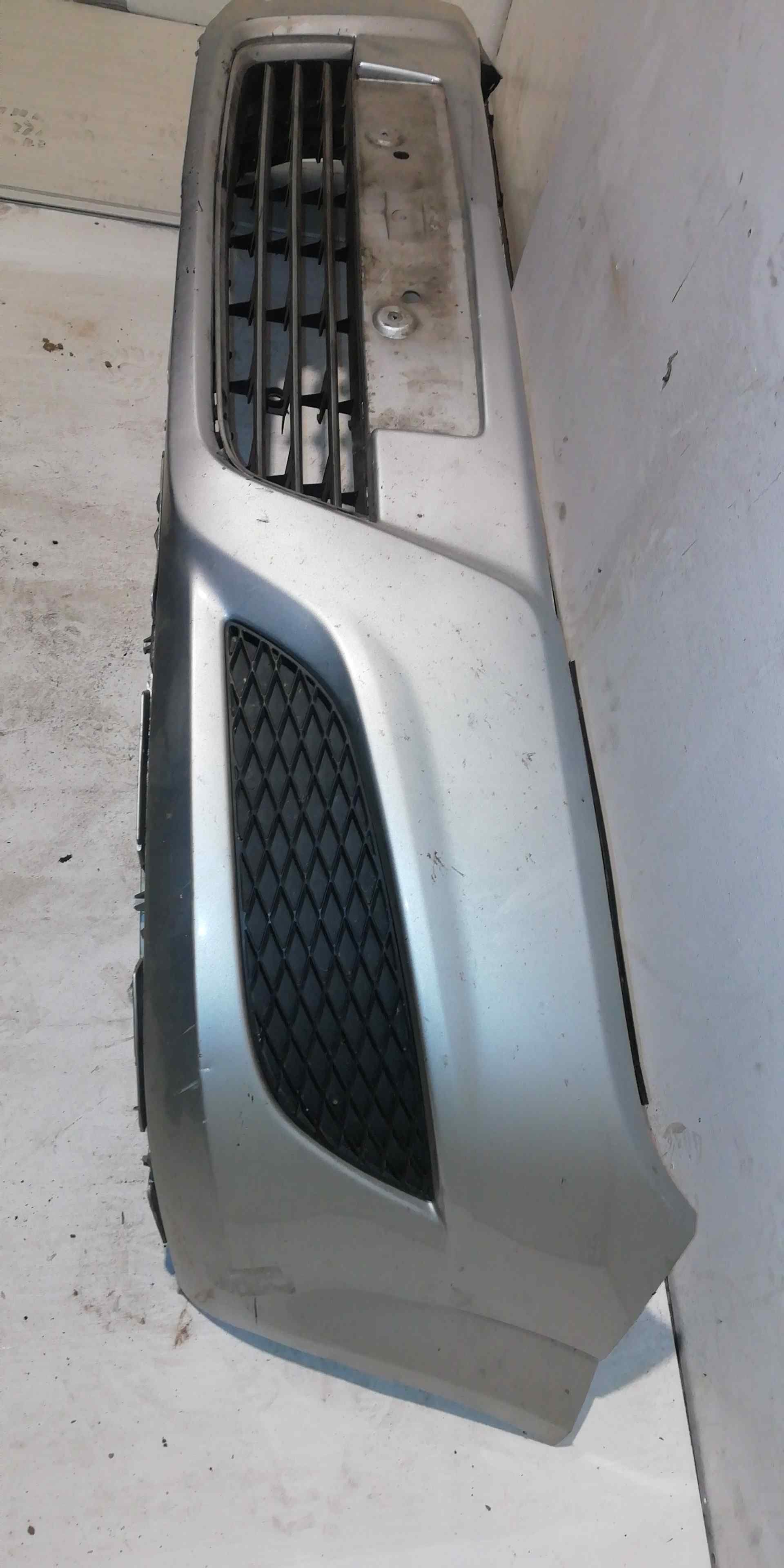 Paragolpes delantero OPEL ASTRA H CARAVAN 2