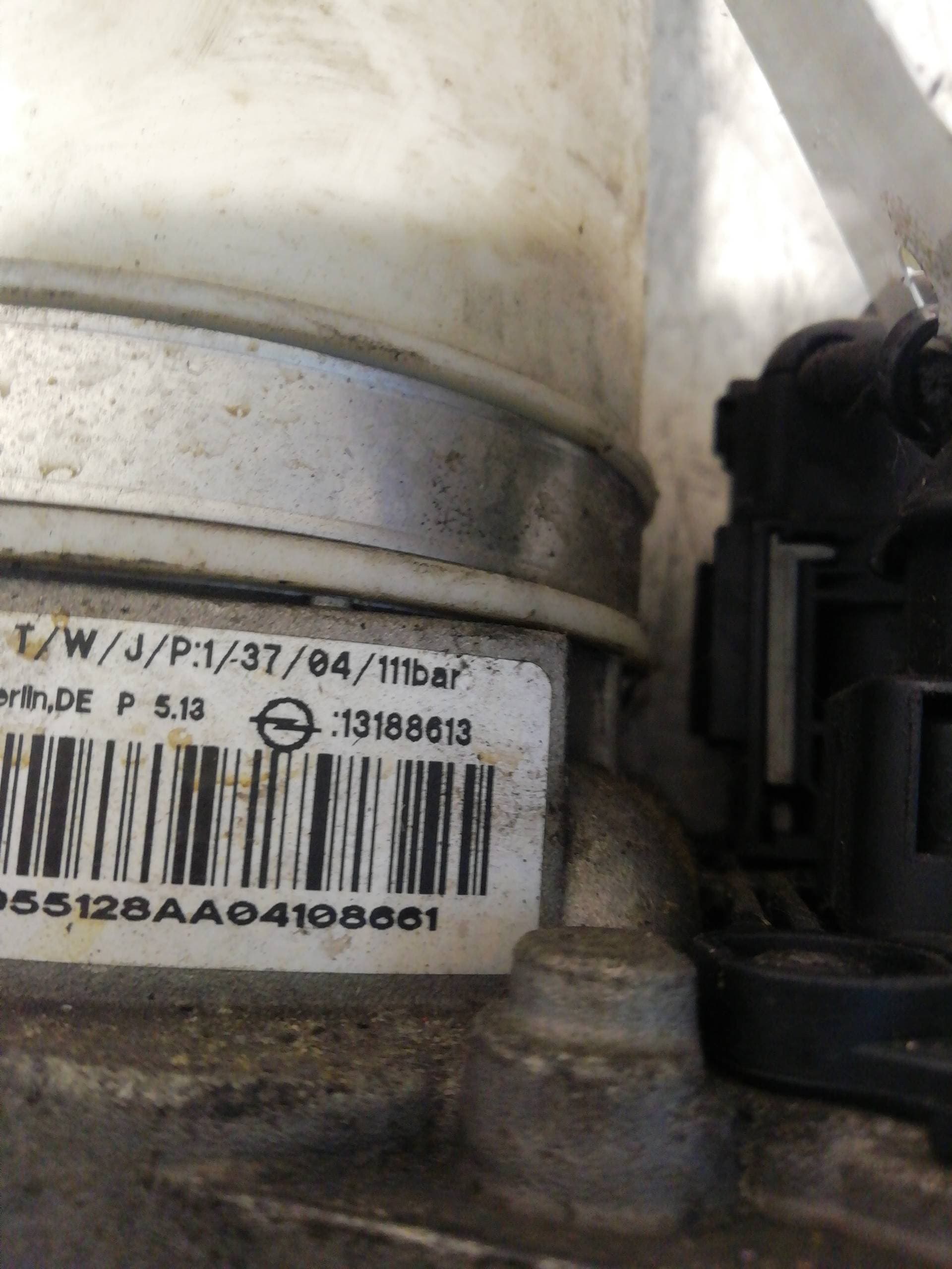 Bomba direccion OPEL ASTRA H CARAVAN 2