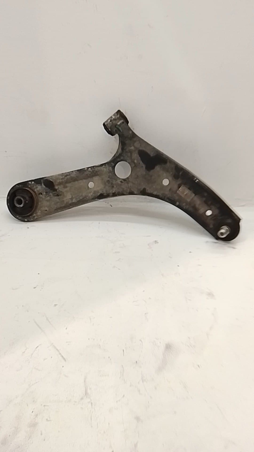 Brazo suspension inferior delantero derecho HYUNDAI I10 (AC3)